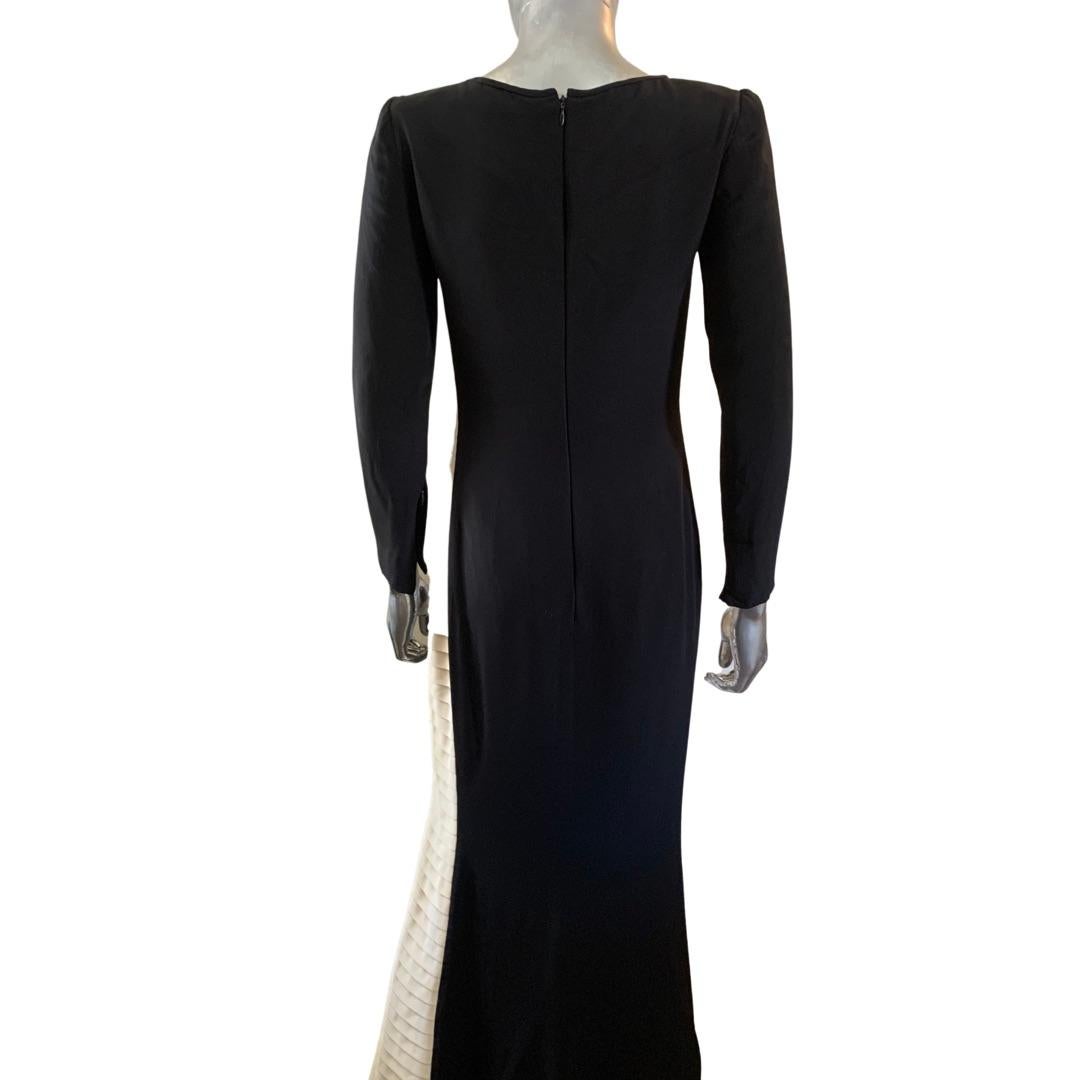 Mayela Haute Couture Italian Black & Crème Modern Evening Dress Size 6-8 For Sale 2