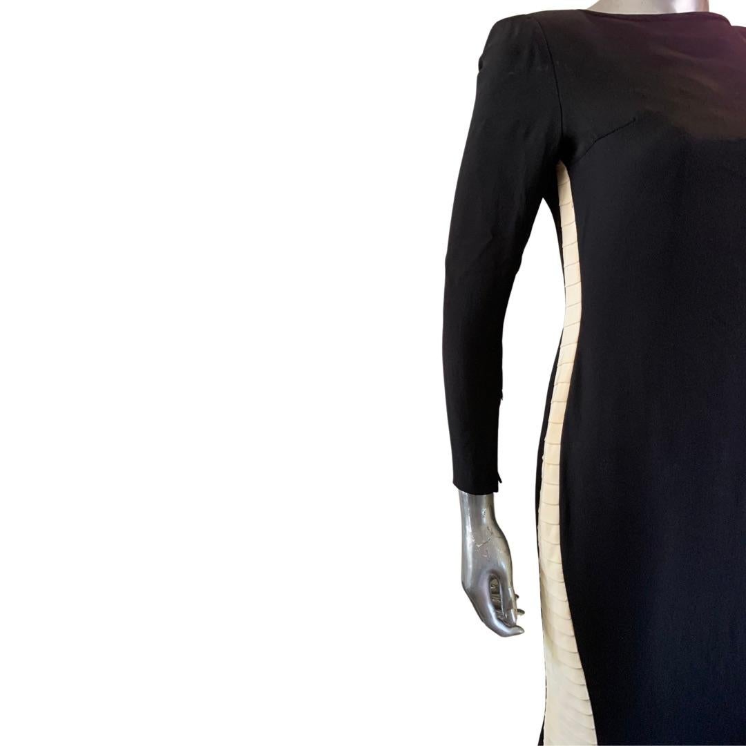Mayela Haute Couture Italian Black & Crème Modern Evening Dress Size 6-8 For Sale 5