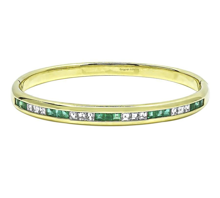 Mayors 0,95 Karat Diamant 1,20 Karat Smaragd Gold Armreif (Smaragdschliff) im Angebot