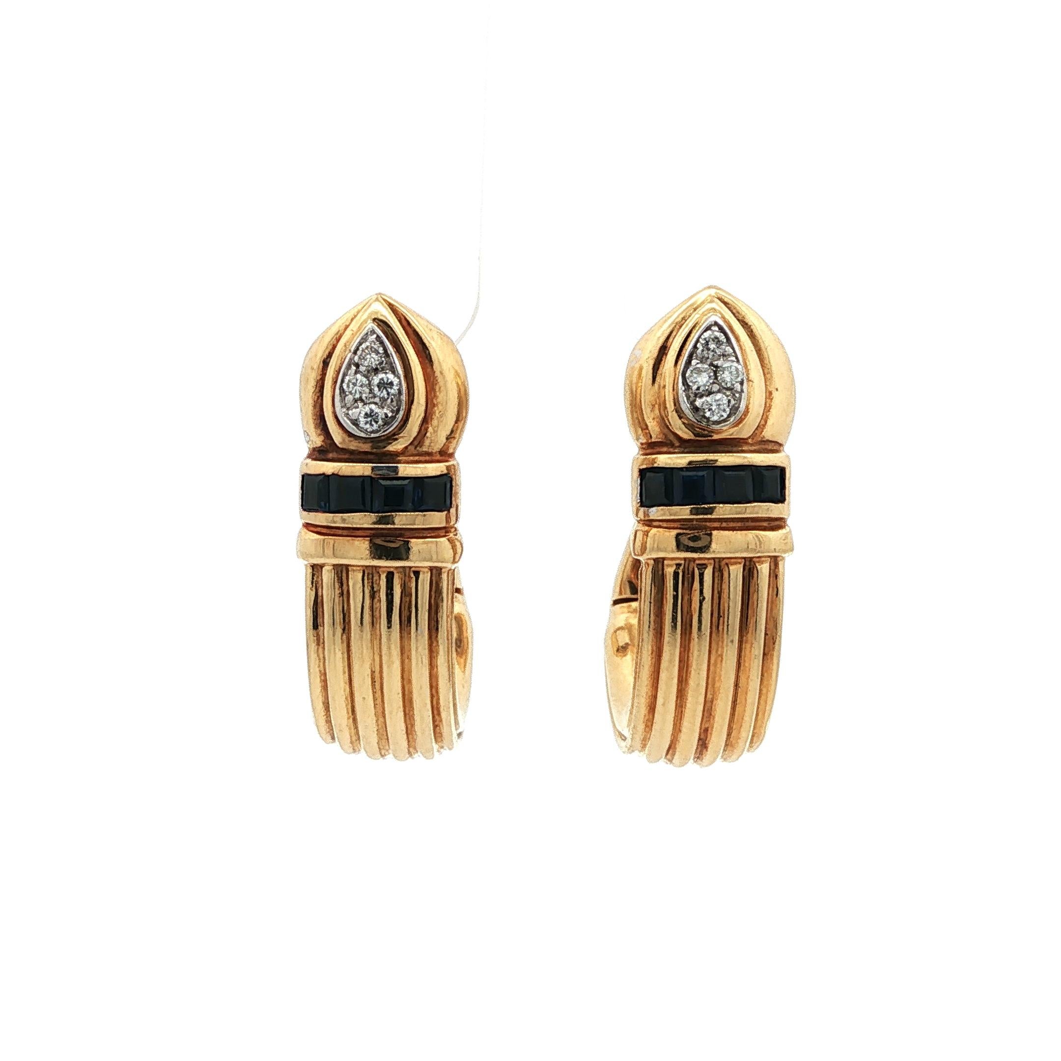 MAYORS 18K Yellow Gold Sapphire and Diamond – Signed Vintage Estate Earrings im Angebot 1
