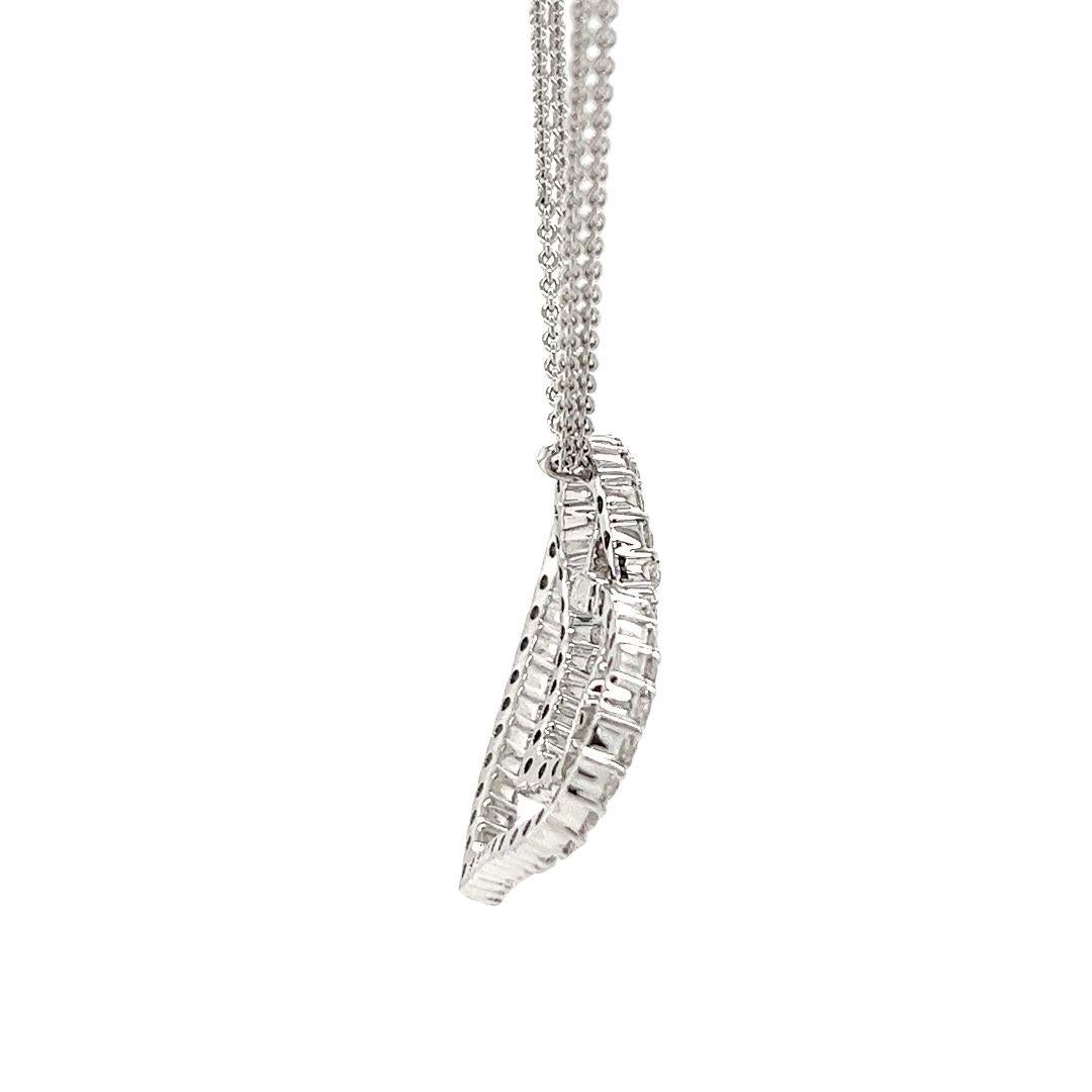 Women's Mayors Diamond Heart Necklace in White Gold For Sale
