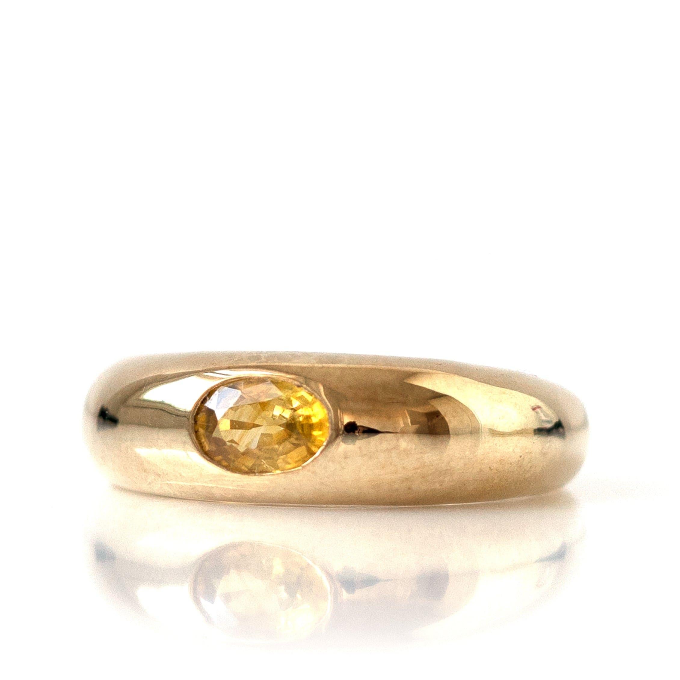 Modern Mayveda Oval Yellow Sapphire 9ct Gold Dome Ring For Sale