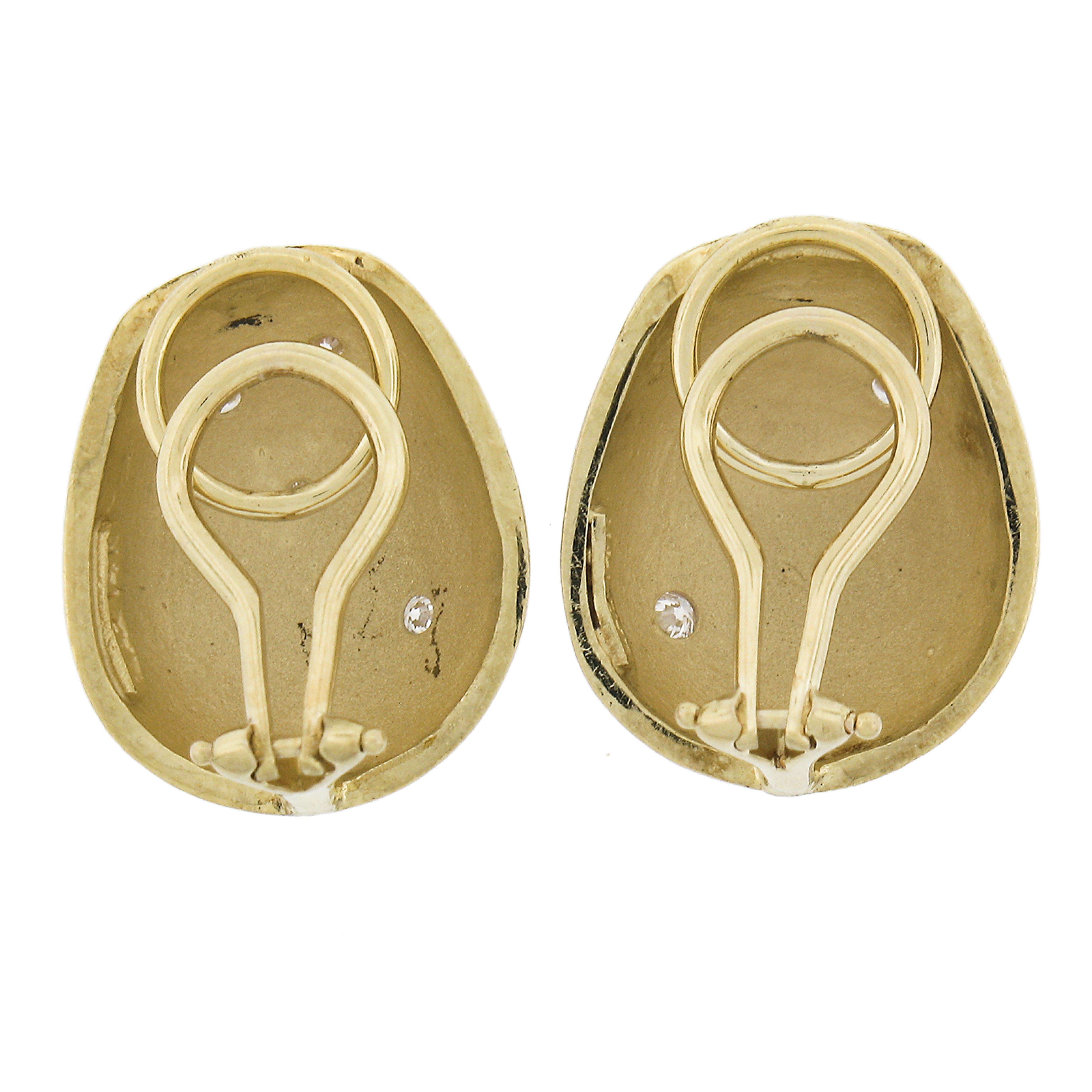 Women's MAZ 14k Gold 0.16ctw Flush Diamond Brush Matte Dome Button Clip On Earrings For Sale