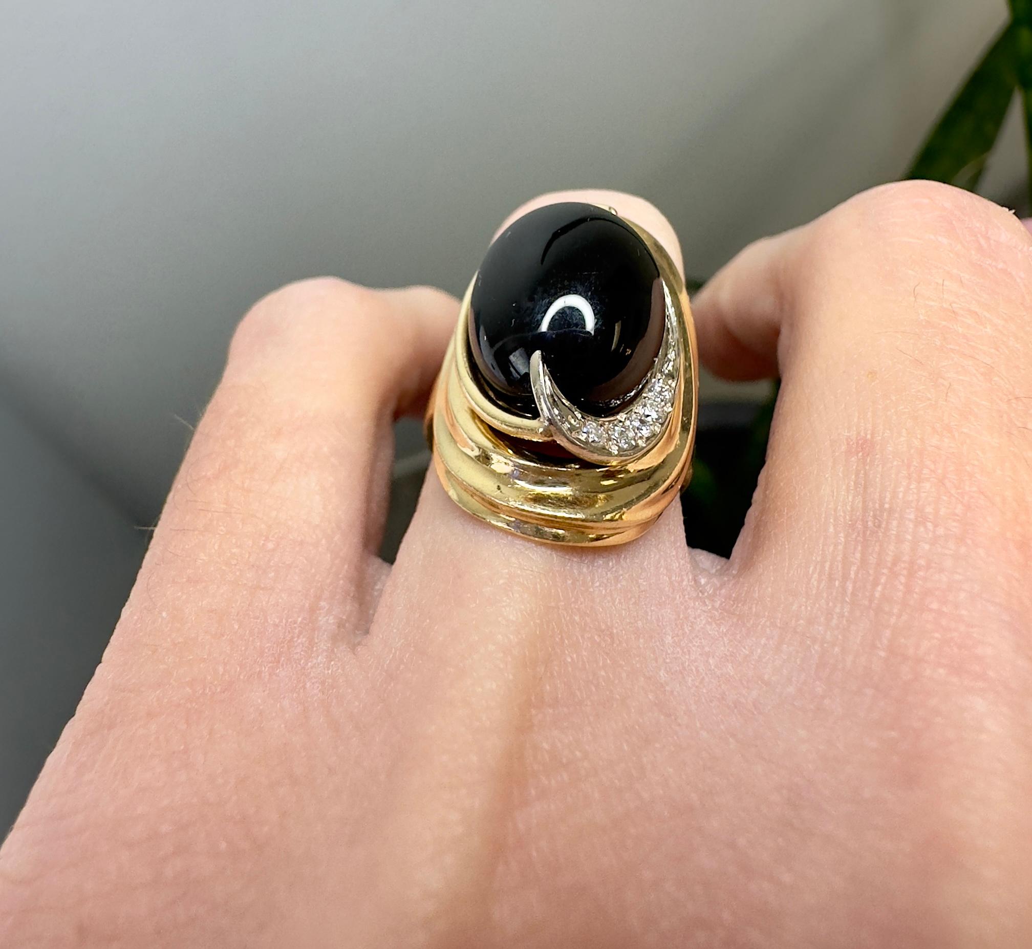 Maz 14k Yellow Gold Onyx & Diamond Vintage Ring For Sale 1