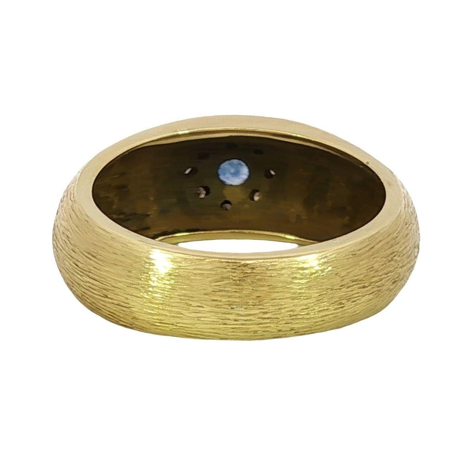 MAZ 18K Diamond Starburst Ring Sapphire Center Florentine Matted Yellow Gold For Sale 1