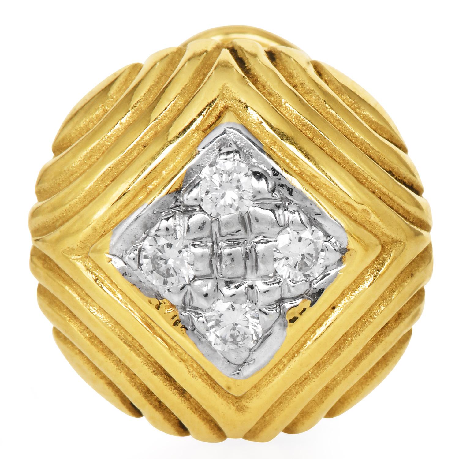 Donna Orecchini a clip con diamante tondo in oro 18 carati Maz 1990s in vendita