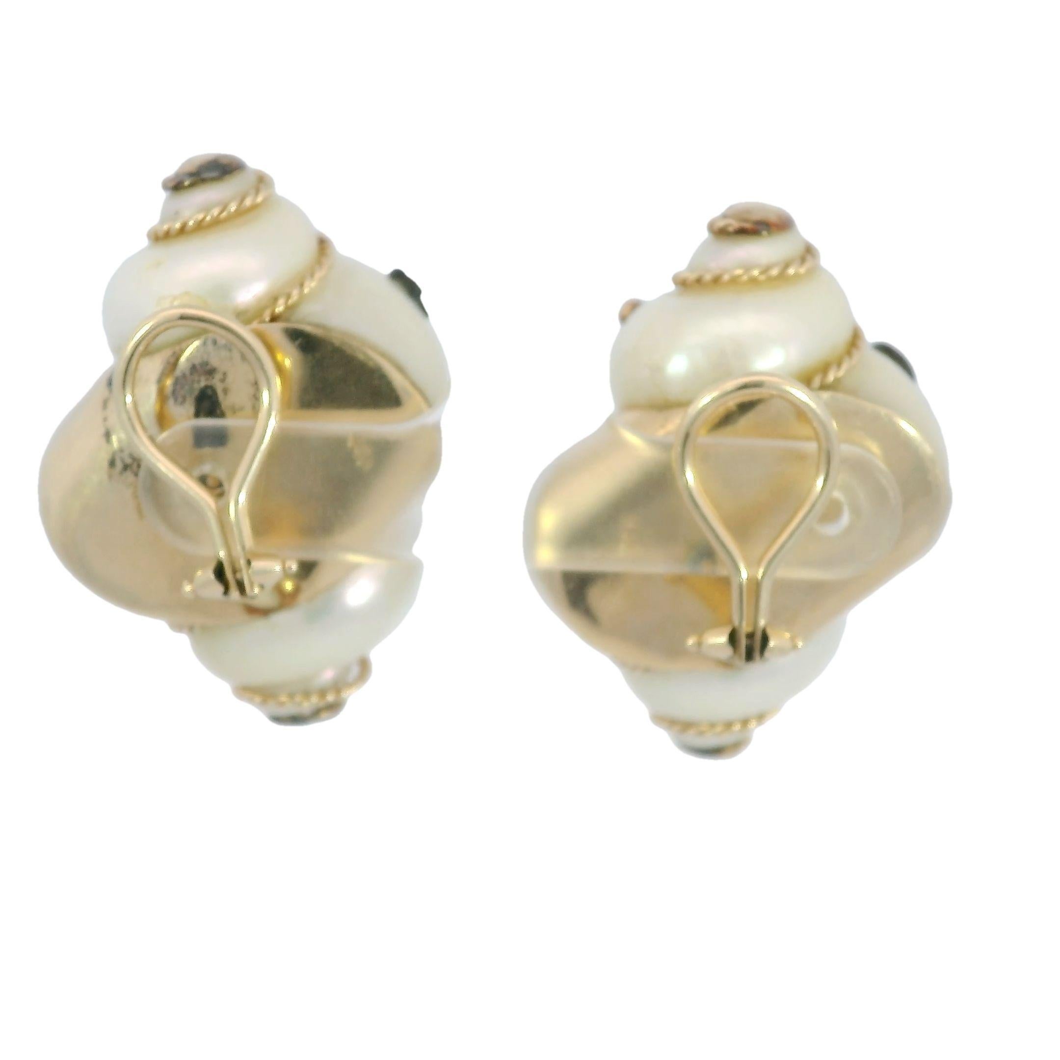 Round Cut Maz Aquamarine Turbo Shell Clip On Earrings in 14K Gold