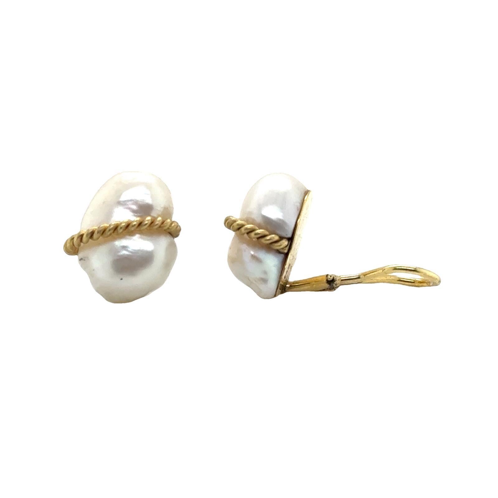 Uncut Maz Baroque Pearl 14 Karat Yellow Gold Ear-Clip Contemporary Earrings