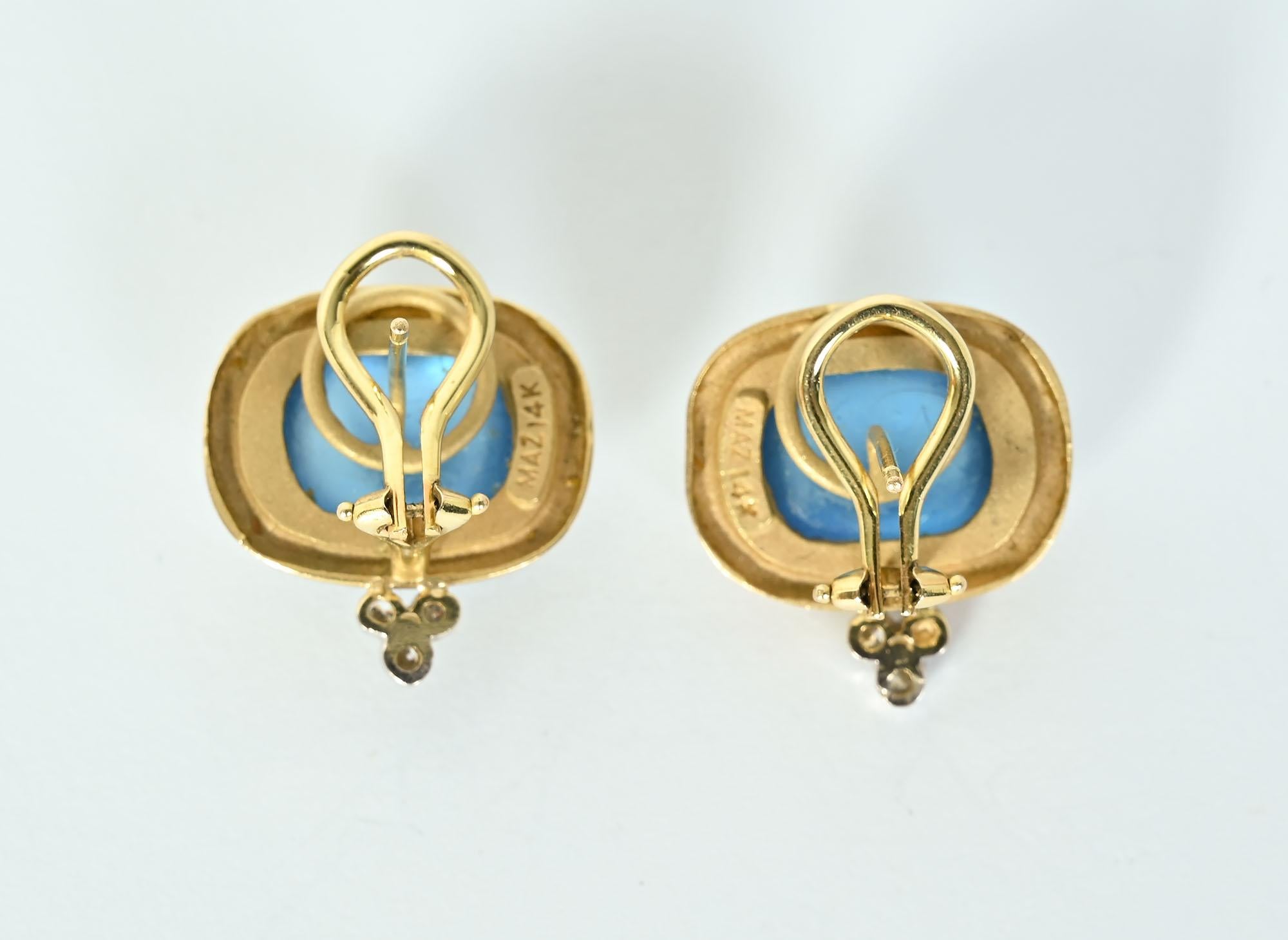 Contemporary Maz Blue Earrings with Diamonds For Sale