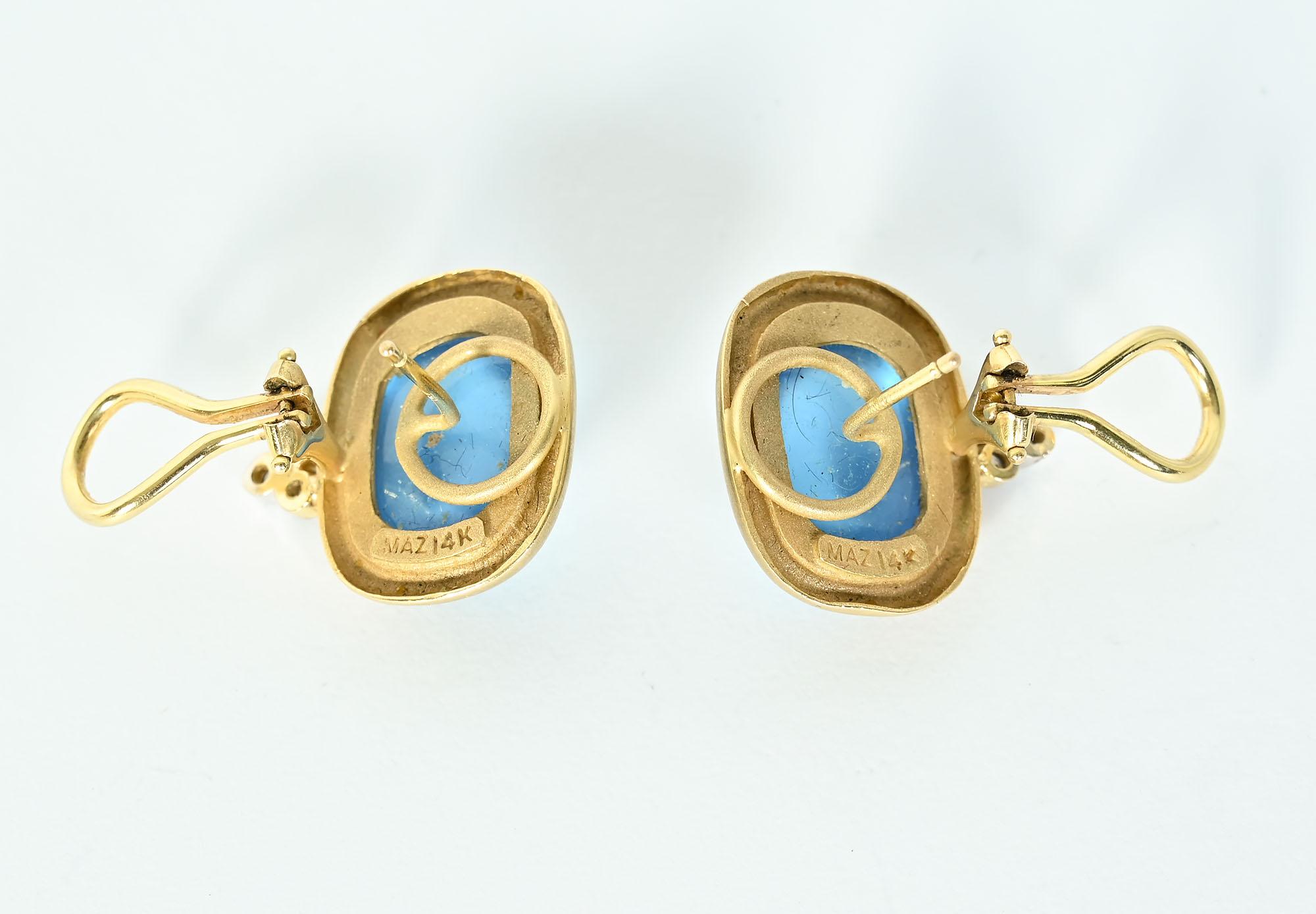 Maz Blue Earrings with Diamonds In Excellent Condition For Sale In Darnestown, MD