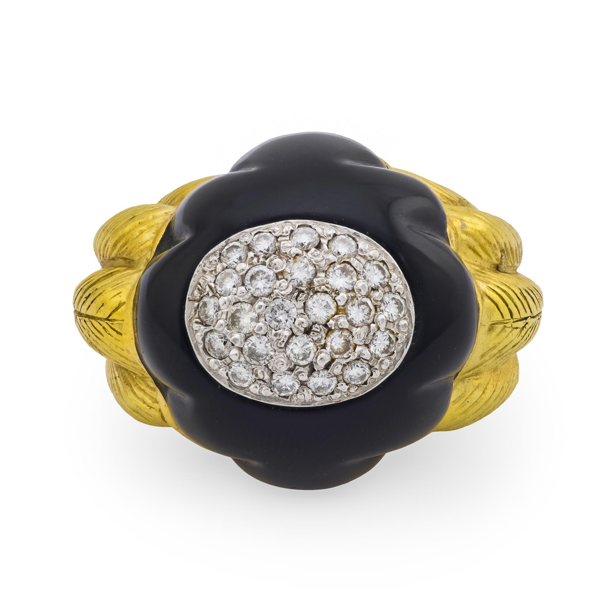 Contemporain Bague de cocktail en or jaune 18 carats diamant onyx en vente
