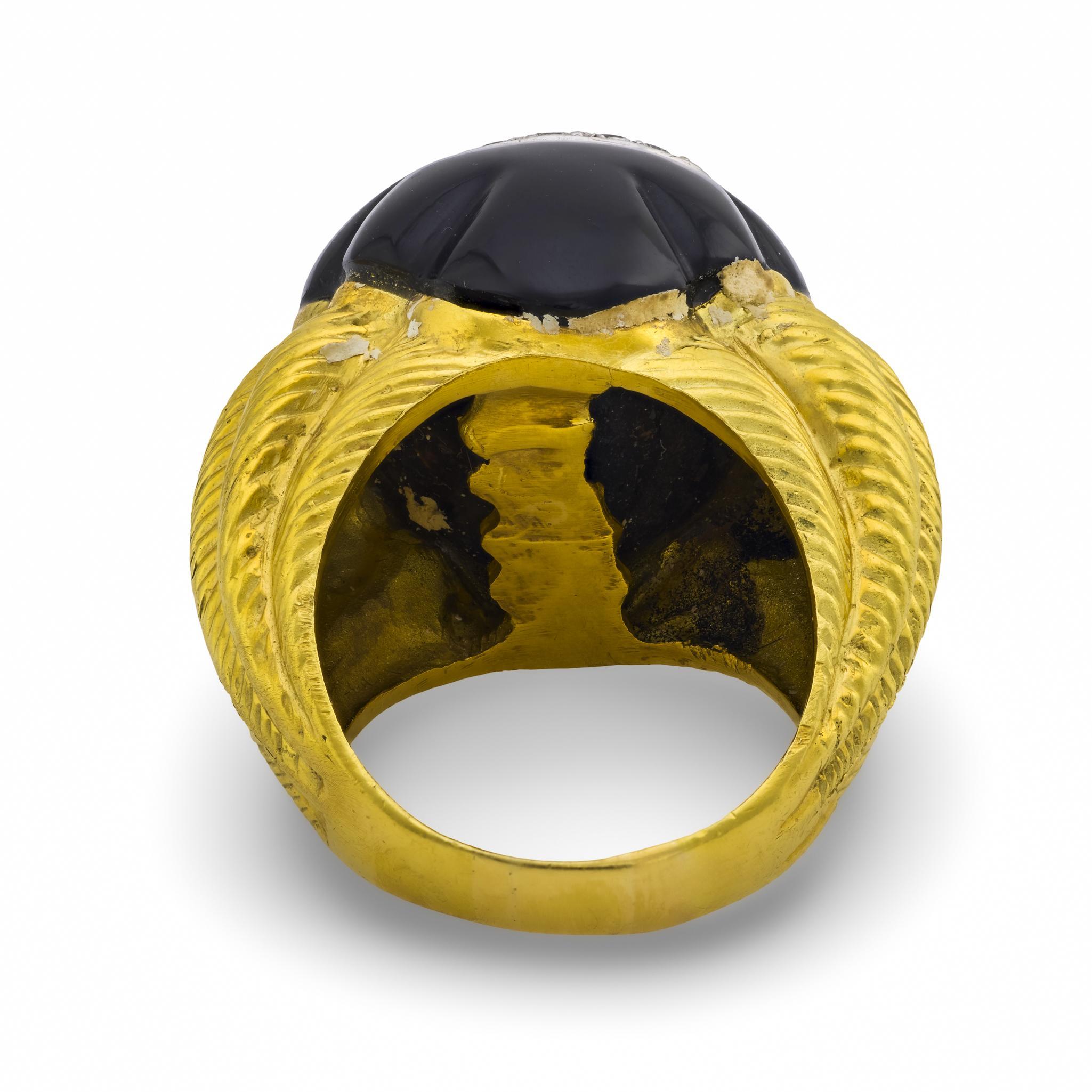 Bague de cocktail en or jaune 18 carats diamant onyx Pour femmes en vente
