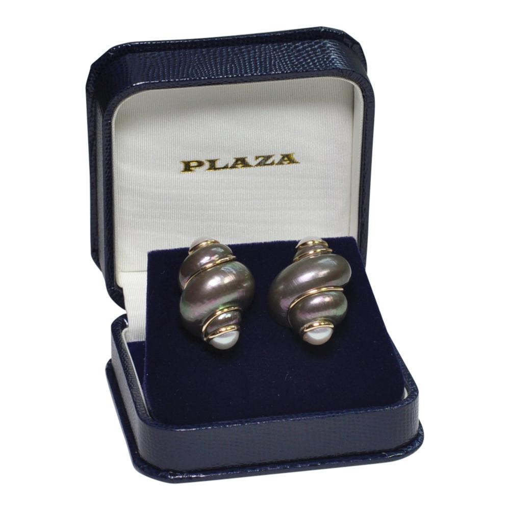 Maz Shell Mabé Pearl 14 Carat Gold Earrings 3