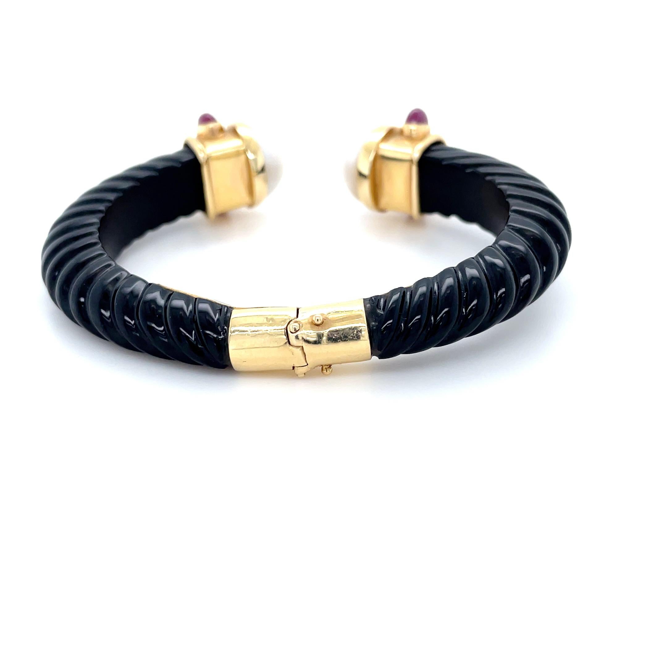 Maz, Yellow Gold, Carved Onyx and Gemstone Bangle Bracelet In Good Condition In Chicago, IL