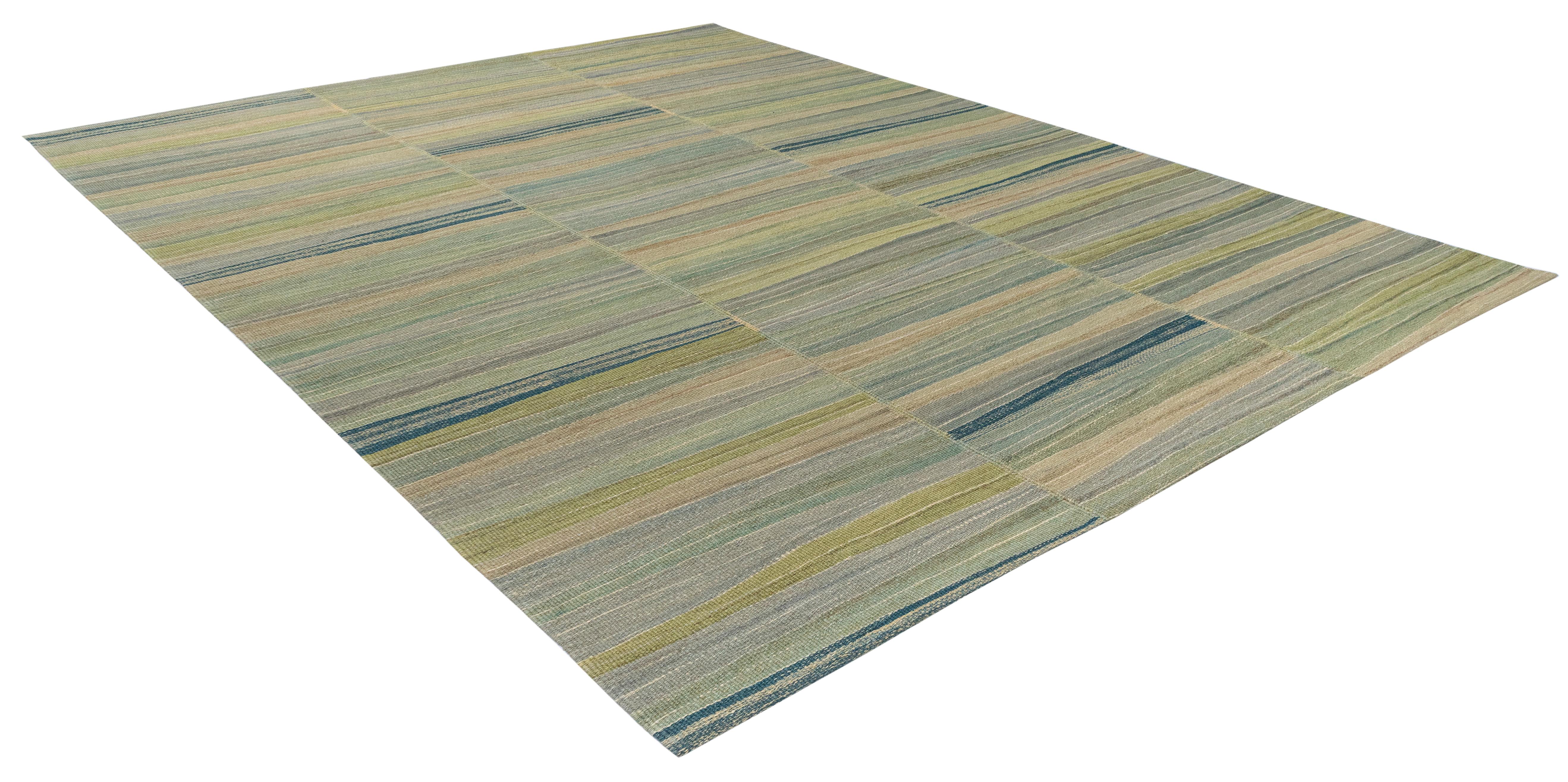 Tessuto a mano Rug & Kilim Mazandaran a tessitura piatta di Nasiri - Lana filata a mano, tinture naturali in vendita