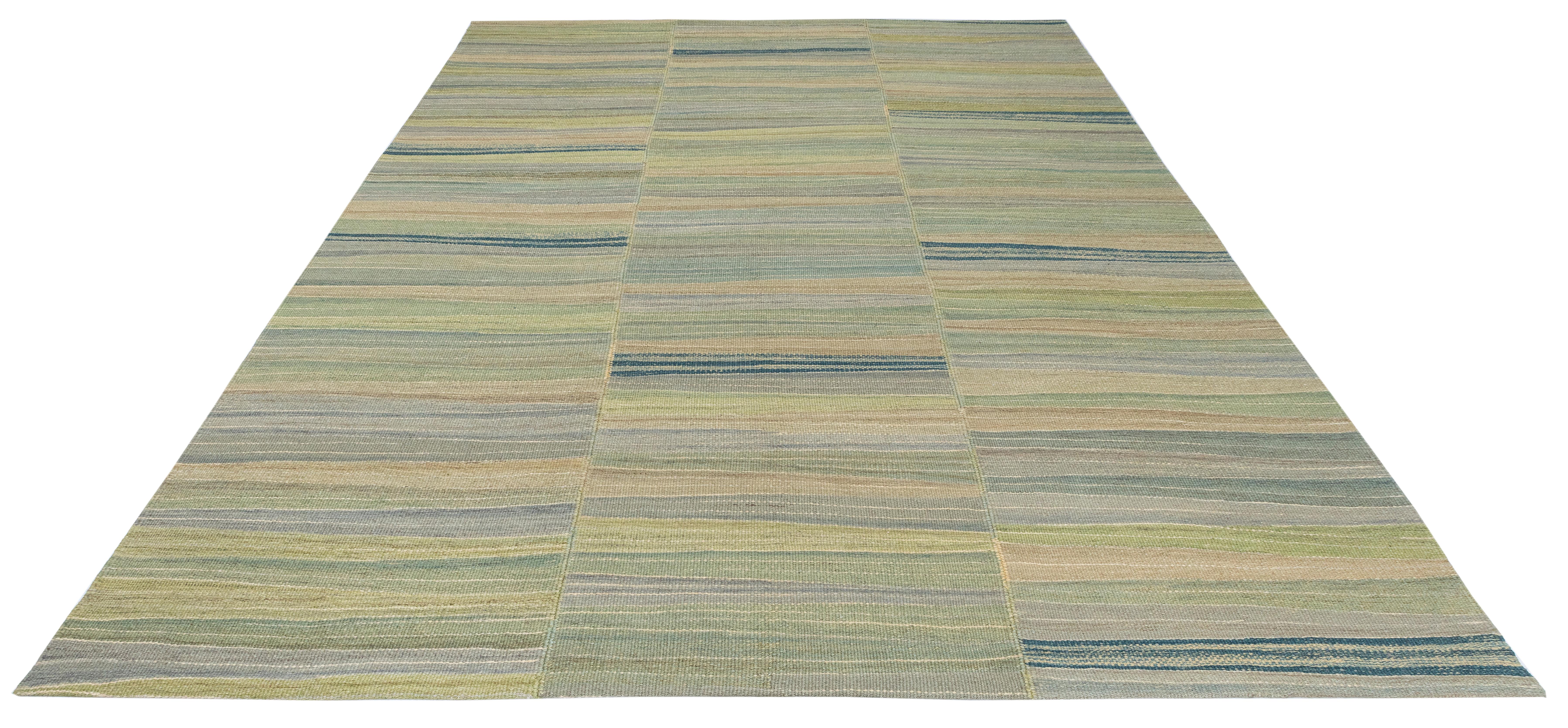 Rug & Kilim Mazandaran a tessitura piatta di Nasiri - Lana filata a mano, tinture naturali in vendita 1