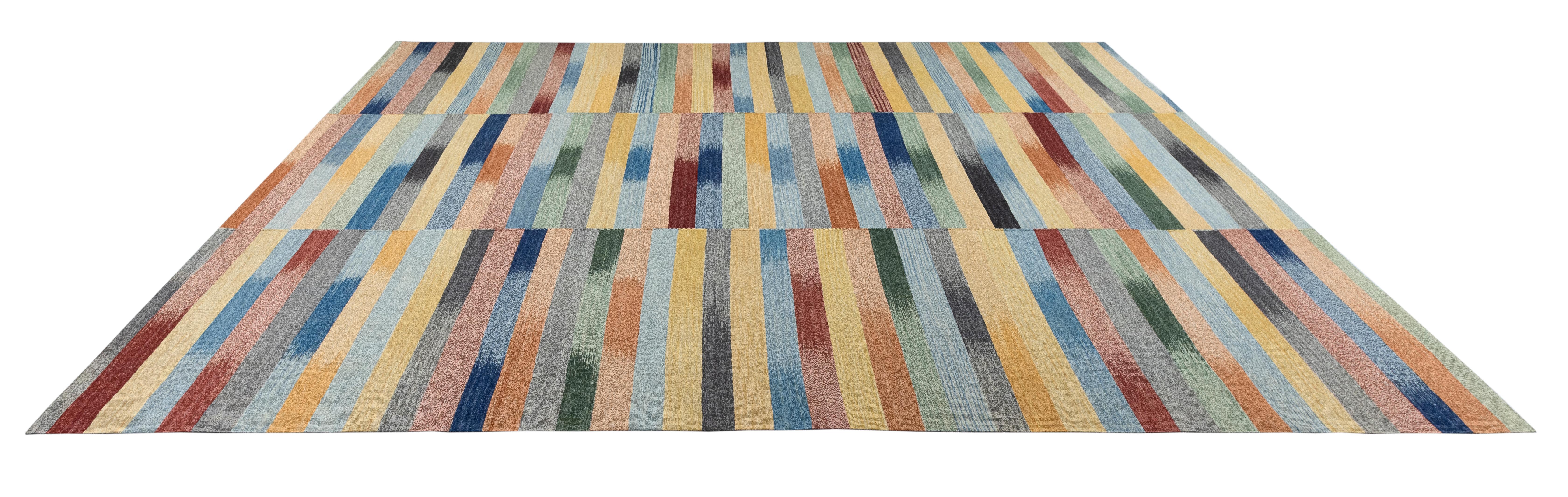 Mazandaran Kilim Rug, Multicolor Modern Flatweave  Handwoven Wool  Custom Size For Sale 4