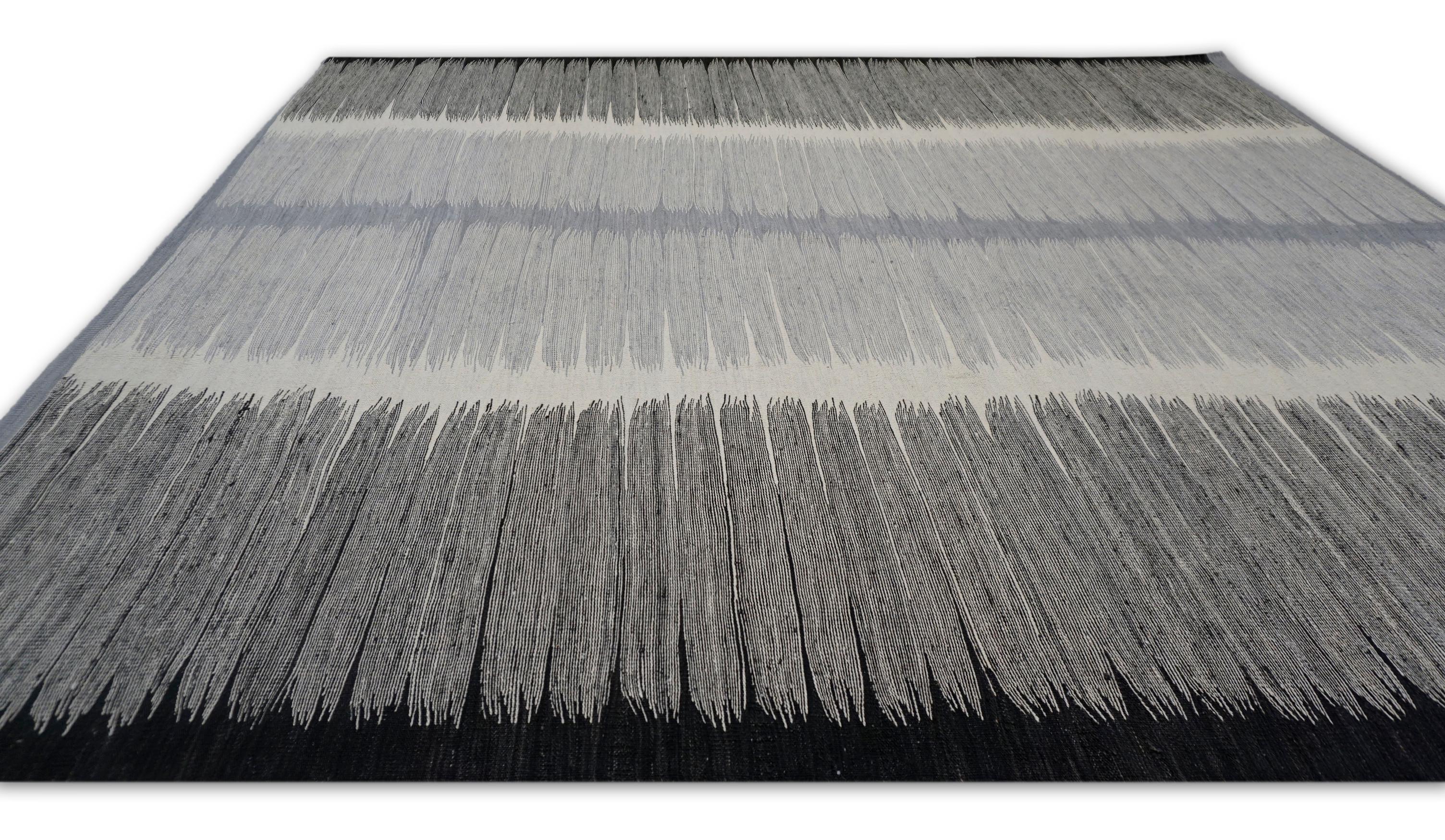 Hand-Woven Mazandaran-Style Wool Gradient Black Ivory Kilim 8'5''x9'8'' For Sale