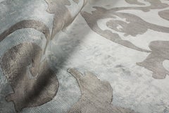 Handgeknüpfter Seidenteppich, Mazarin Arty Celadon, Auflage Bougainville