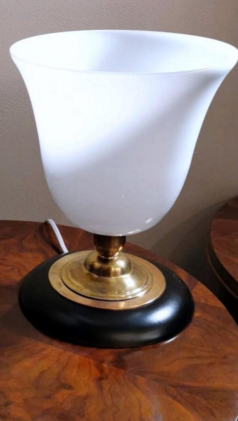 20th Century Mazda Style Art Deco Table Lamp Made of Opaline Glass, Brass and Wood For Sale