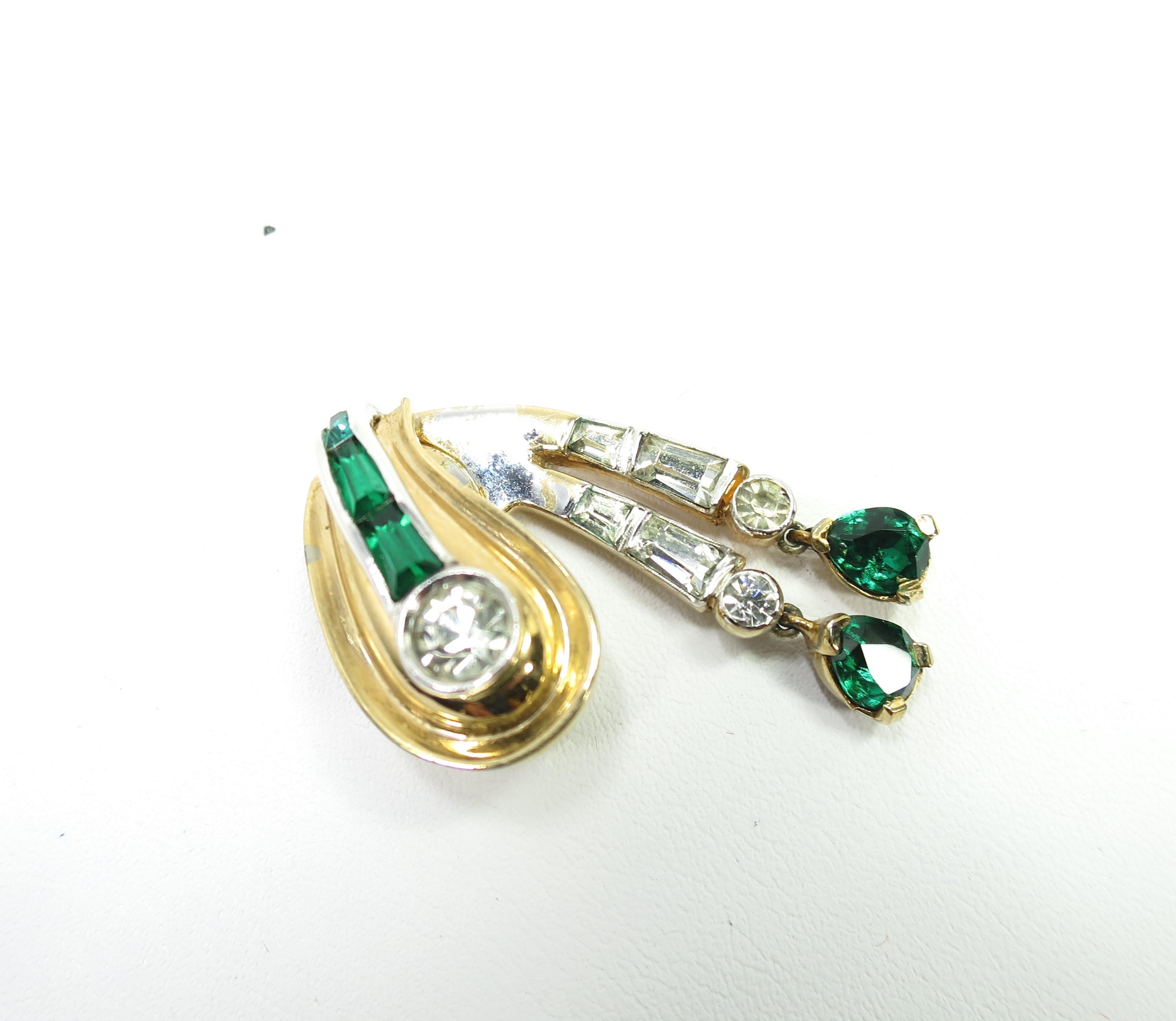 Mazer Bros. Gold & Rhodium Emerald Asymmetrical Necklace & Earrings Set, 1940s For Sale 9