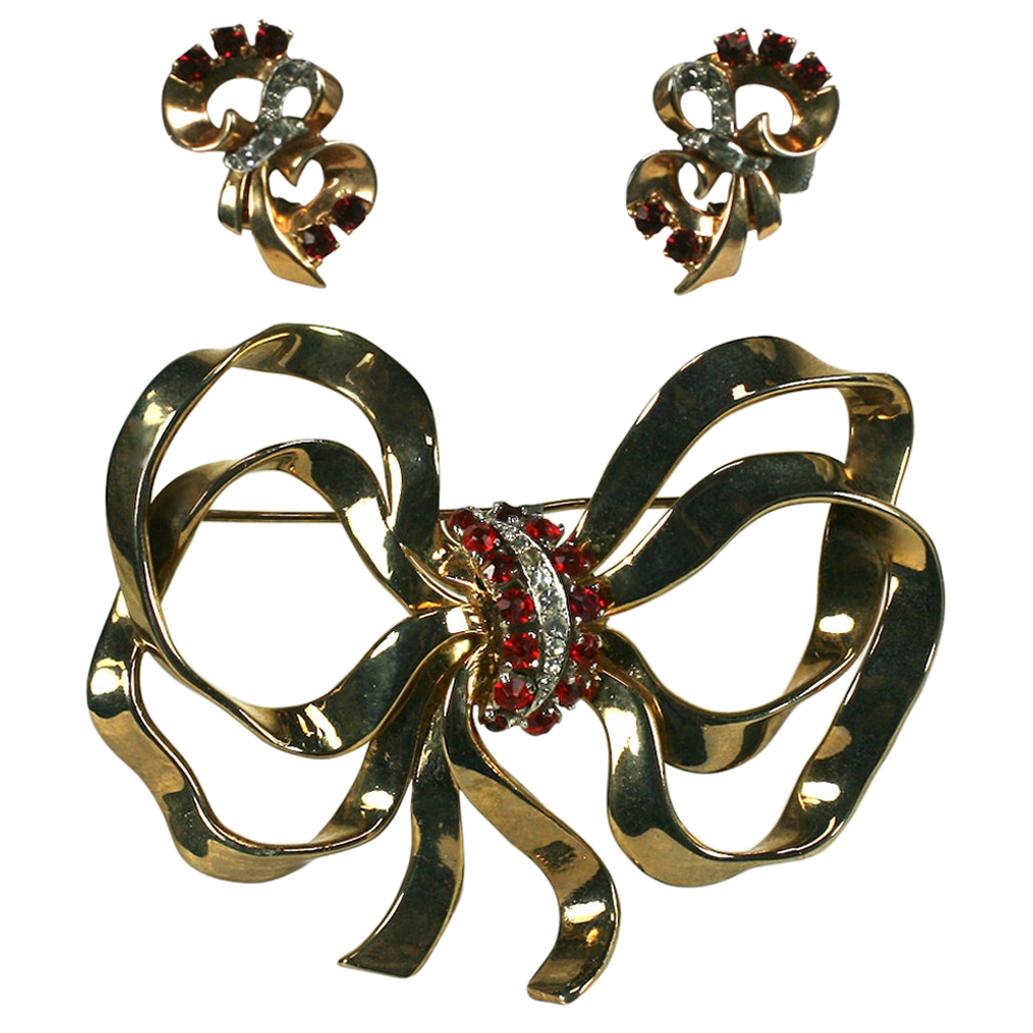 Mazer Retro Bow Knot Brooch Demi Parure For Sale