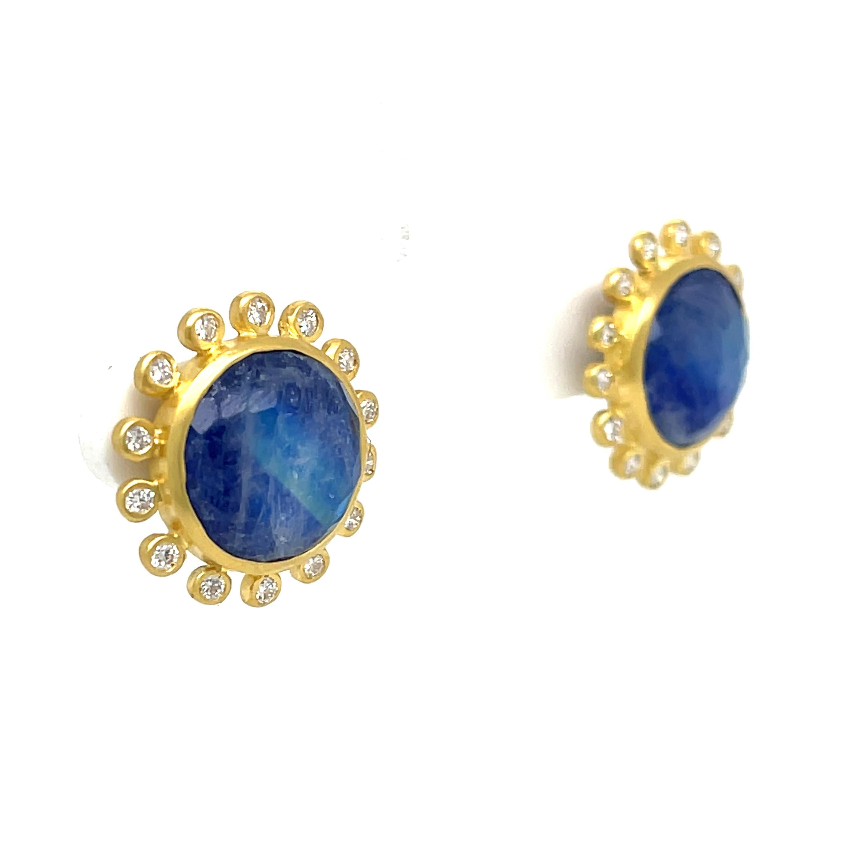 Mazza Lapis Moonstone Doublet and Diamond (0.56ctw) Earrings in 14K Yellow Gold.
Diameter 0.75
