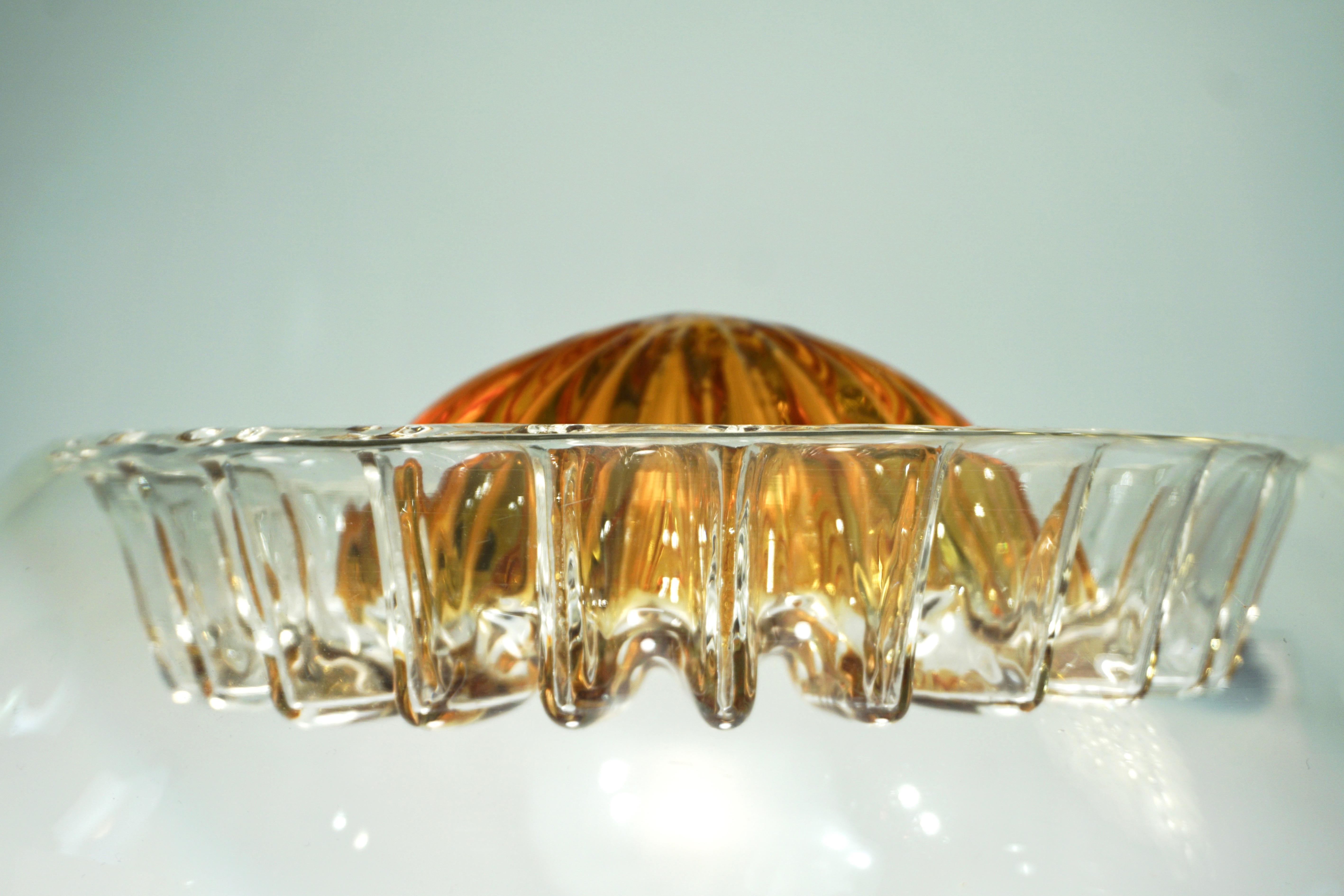italien Mazzega 1960s Nickel White & Amber Murano Art Glass Flower Desk / Table Lamp en vente