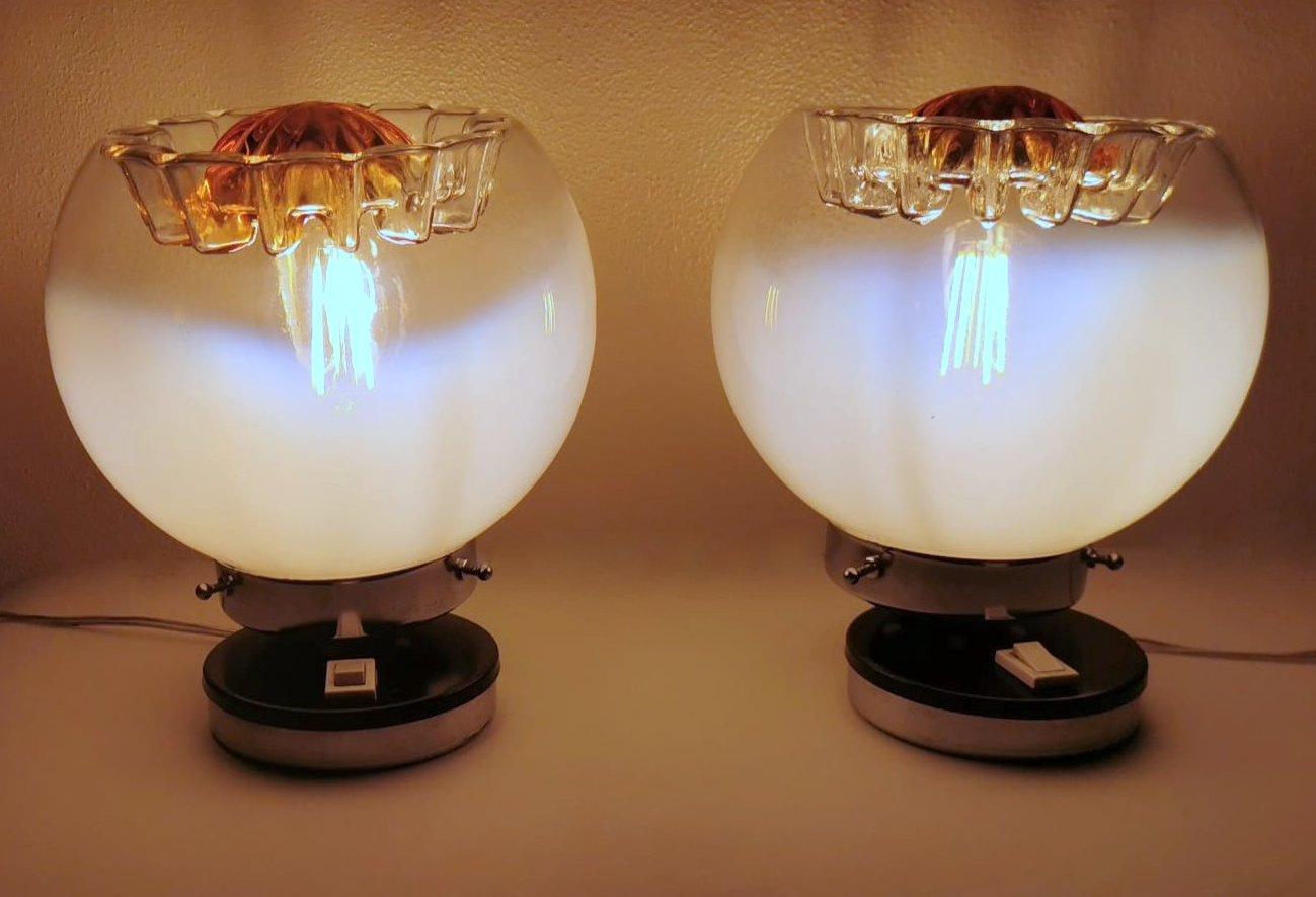 Italian Mazzega Attibuted Pair of Nickel-Plated Metal and Murano Milk Glass Table Lamps For Sale