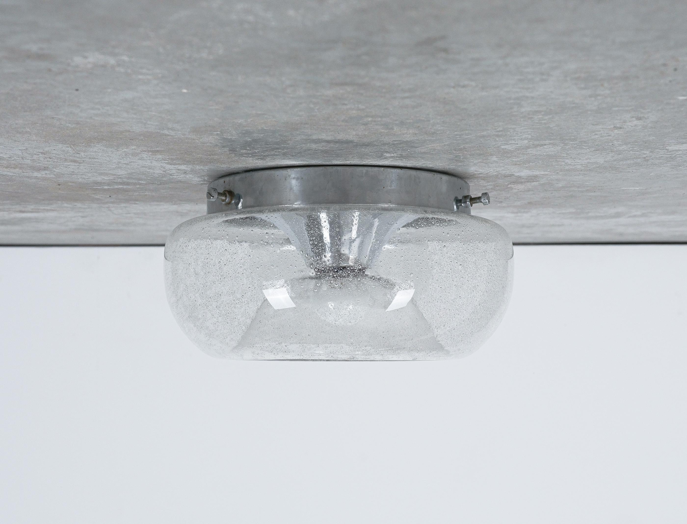 Mazzega Carlo Nason Pulegoso Glass  Flush Mount Lamps (8), circa 1960, Italy For Sale 2