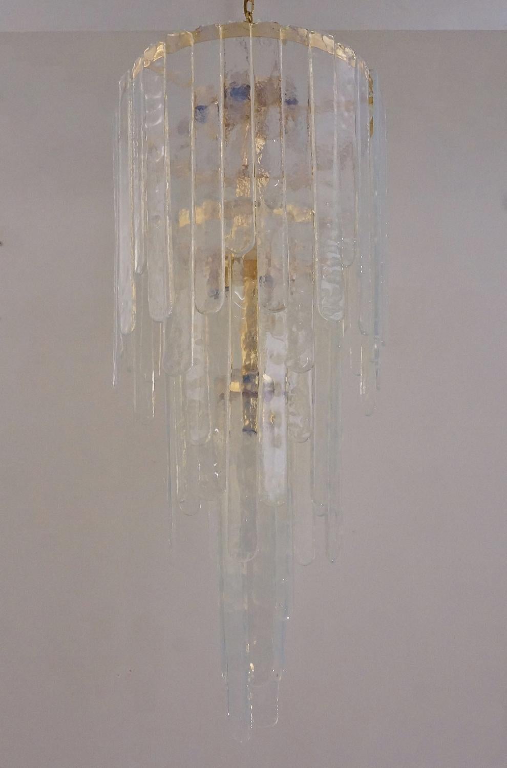 Mazzega Carlo Nason style chandelier Murano vaseline glass gilt frame For Sale 3