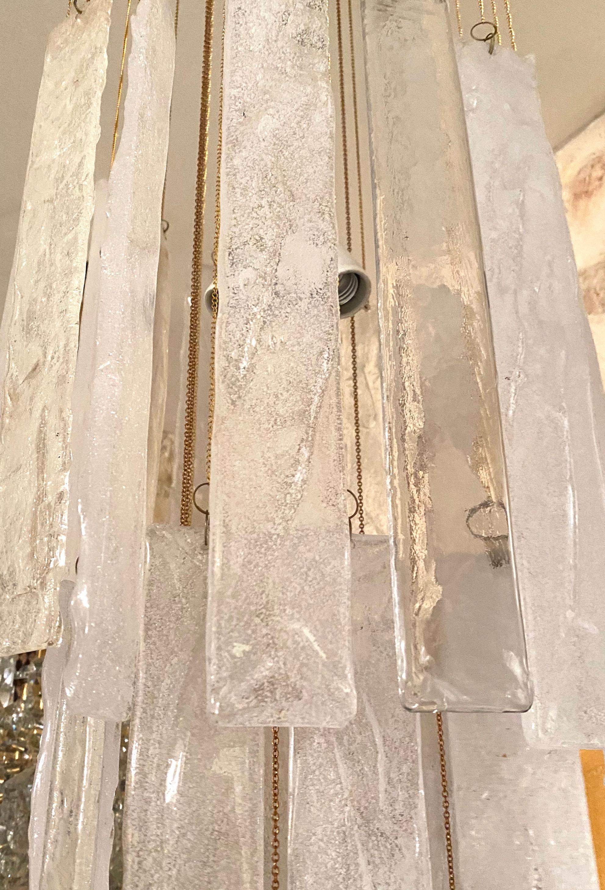 Mazzega Cascade Pendant ice frost Glass Murano, italy 1970 In Good Condition In DÉNIA, ES