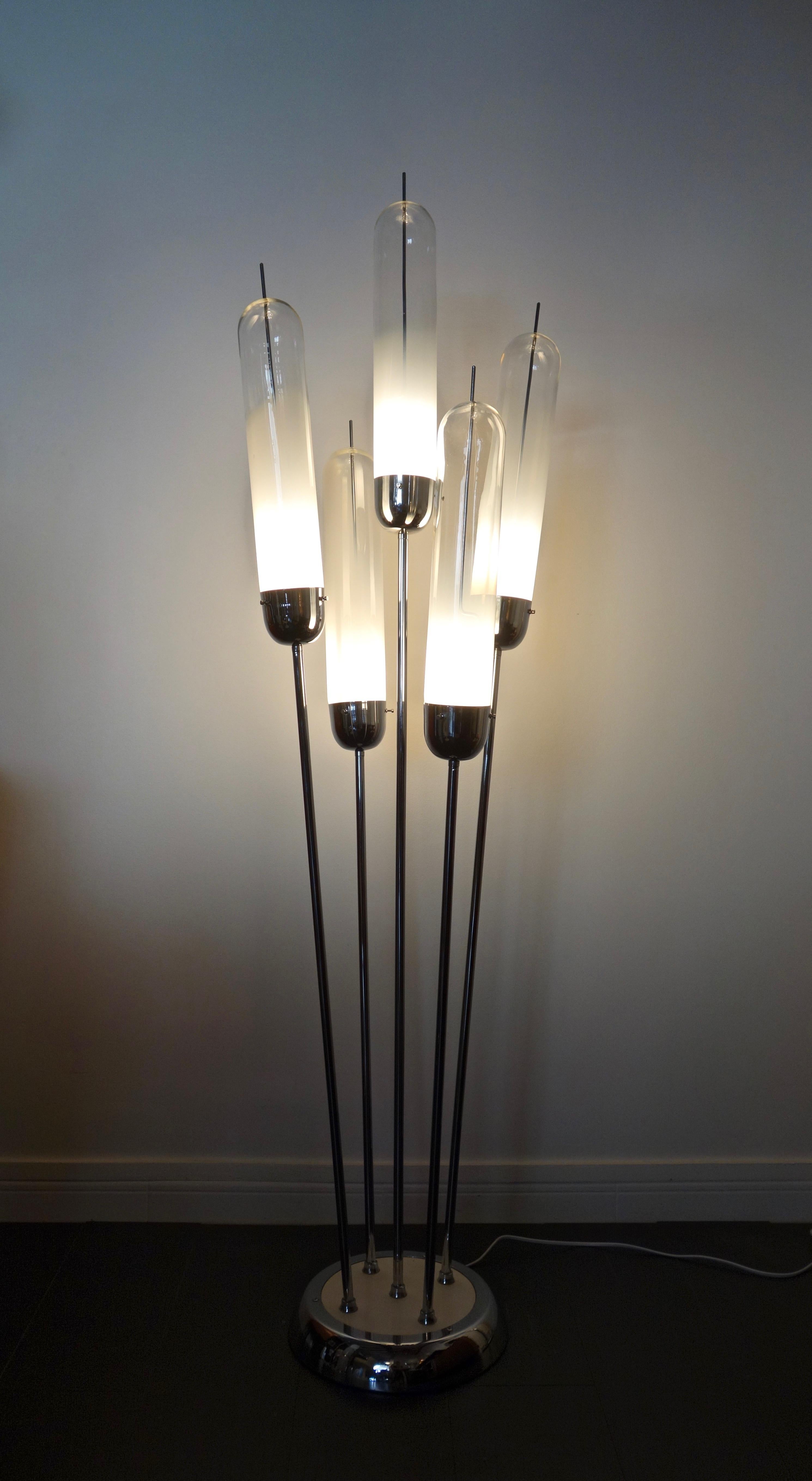 Mid-Century Modern Mazzega Floor Lamp Murano Glass and Chrome, Italy, 1970s For Sale