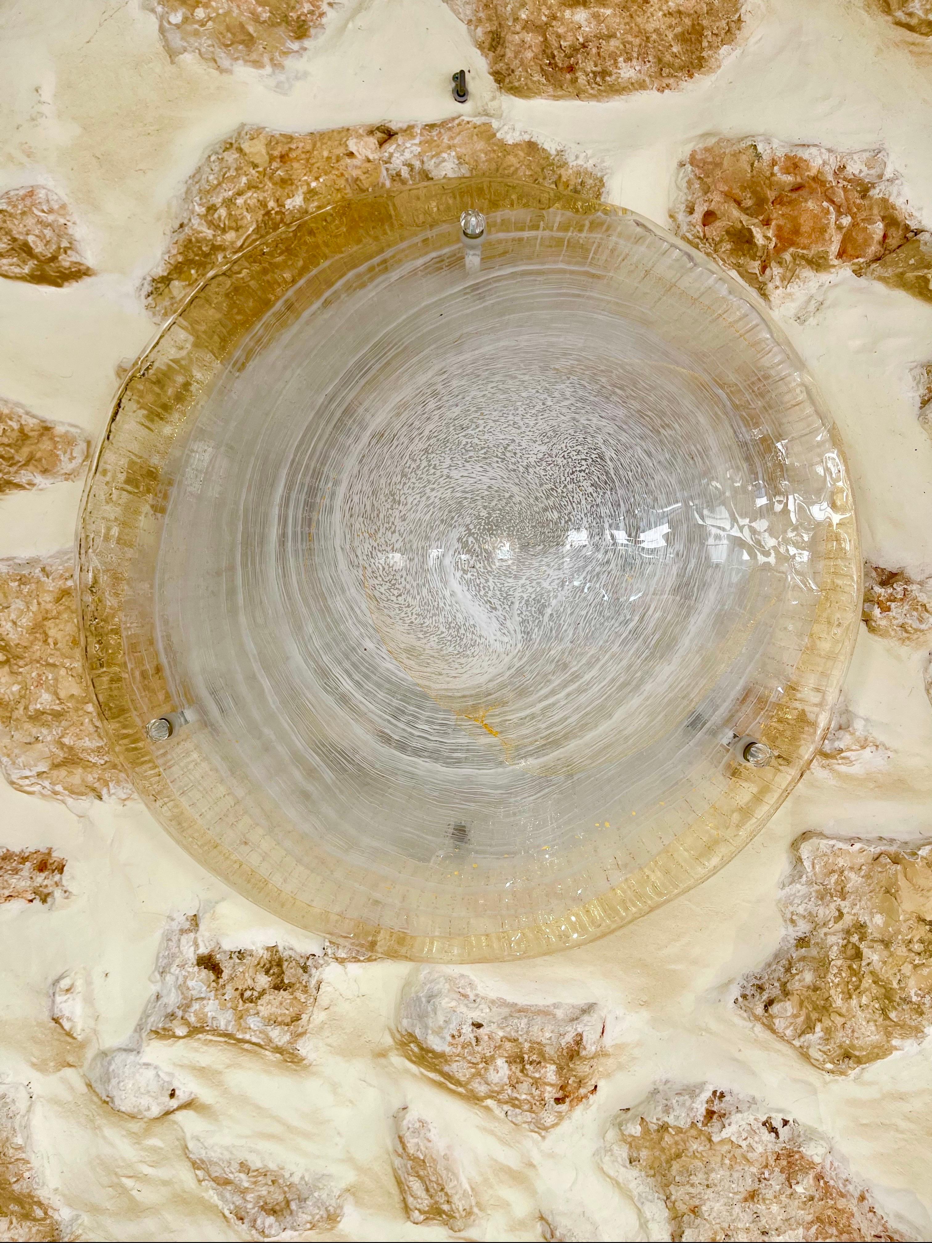 Mazzega Flush Mount oro Vetro di Murano cromo 52 cm, Italia, 1980 In condizioni buone in vendita a La xara, VC