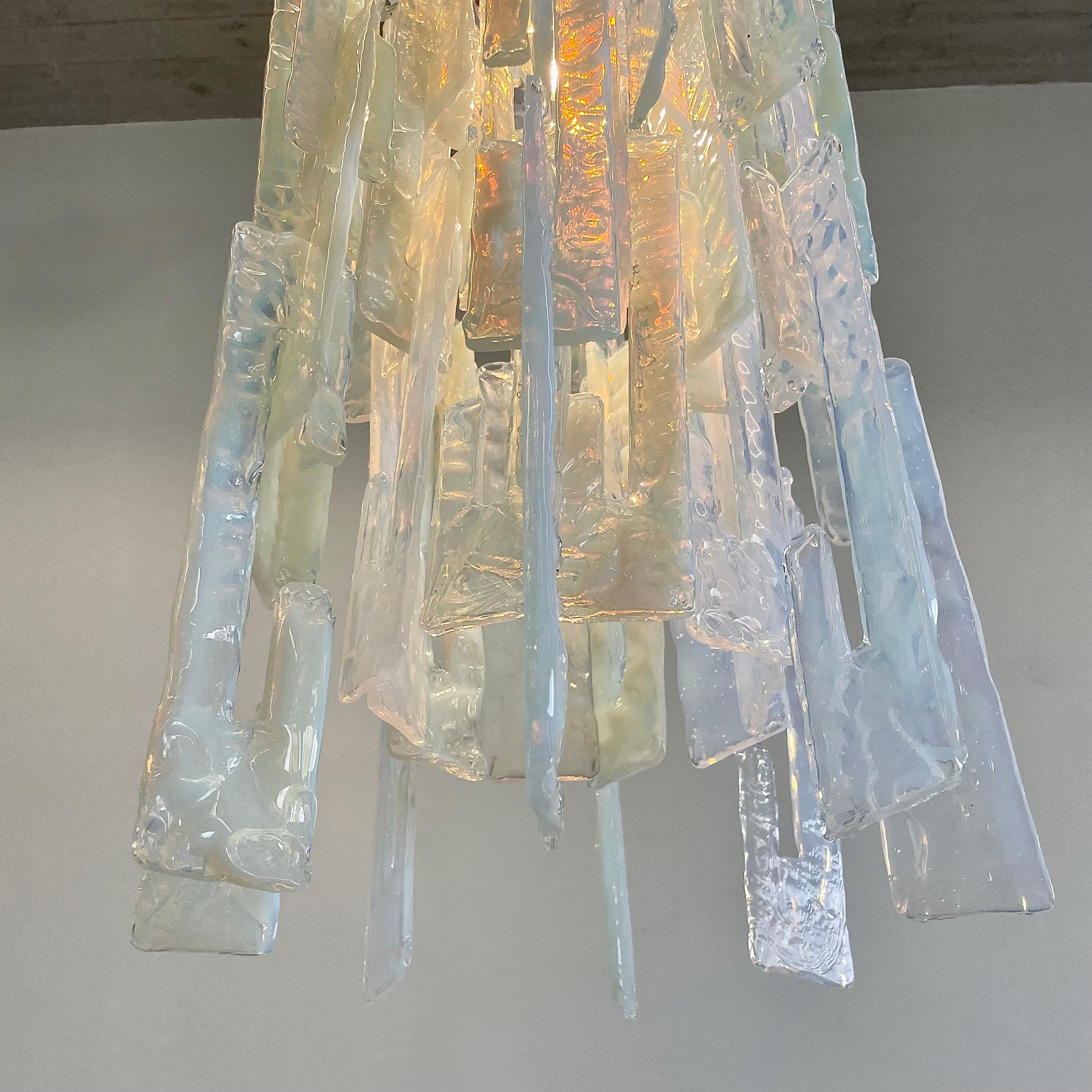 Mid-Century Modern Lustre en verre MAZZEGA conçu par Carlo Nason, années 1960 en vente