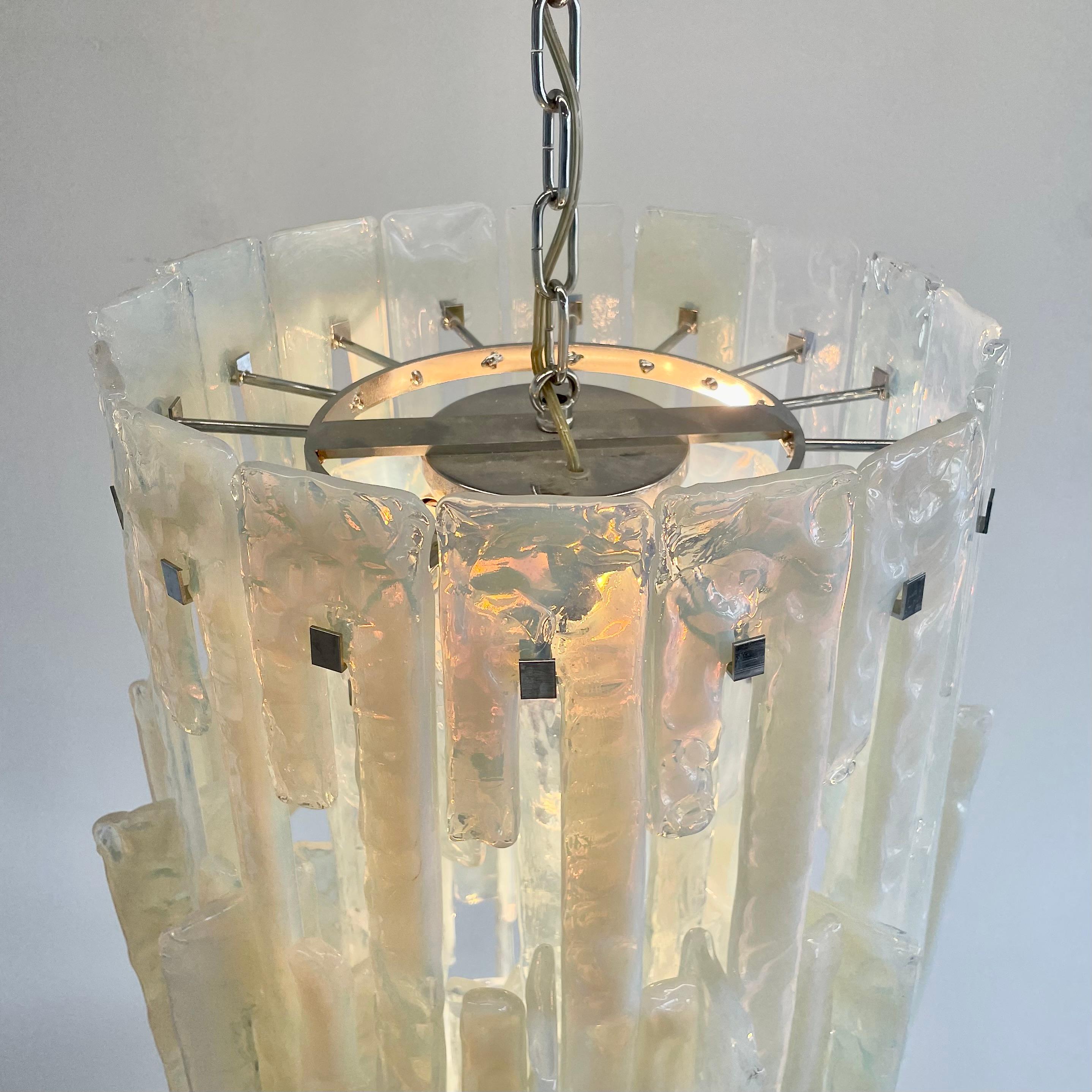 italien Lustre en verre MAZZEGA conçu par Carlo Nason, années 1960 en vente