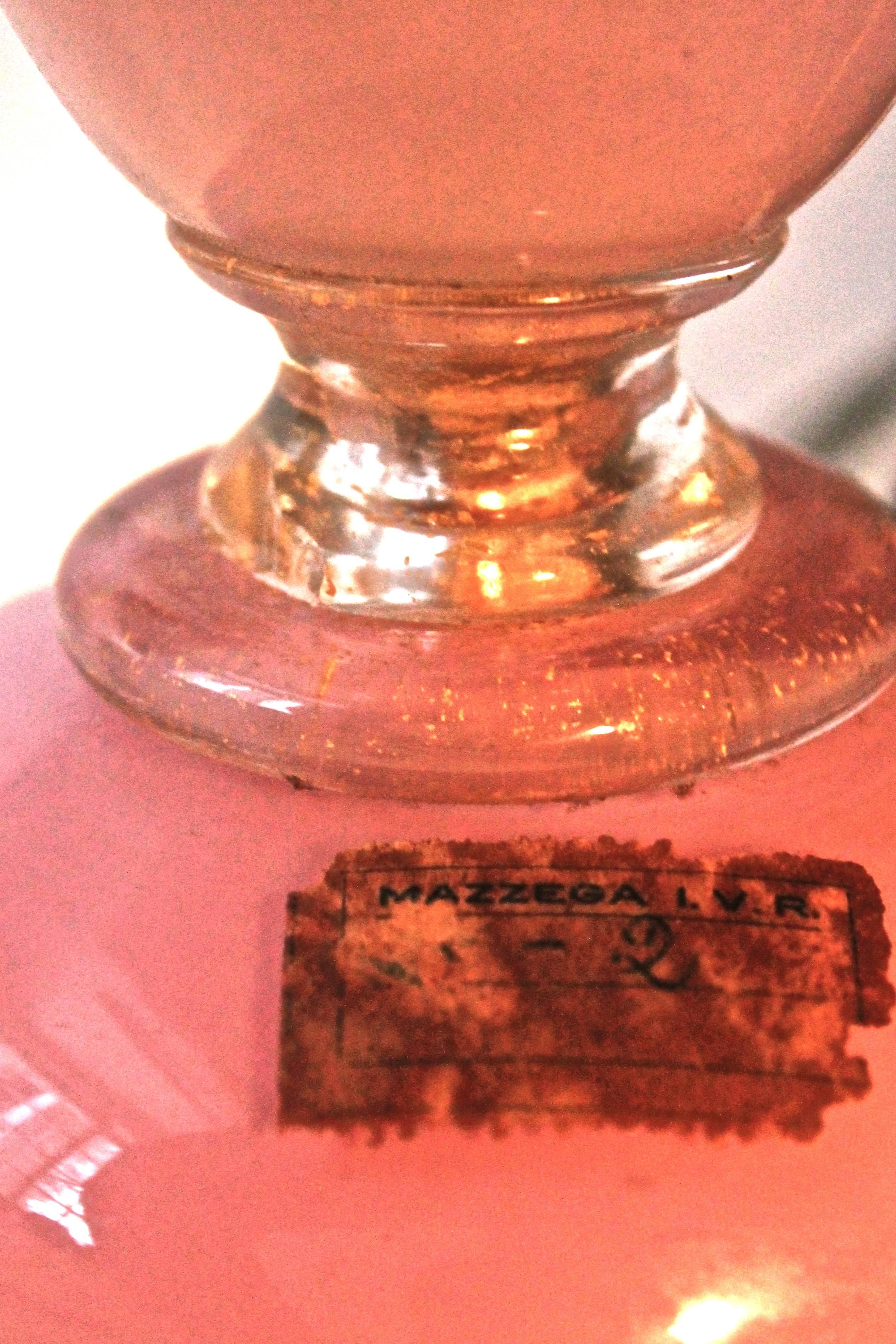 Hollywood Regency Lampe de bureau Mazzega I.V.R. en verre rose translucide en vente