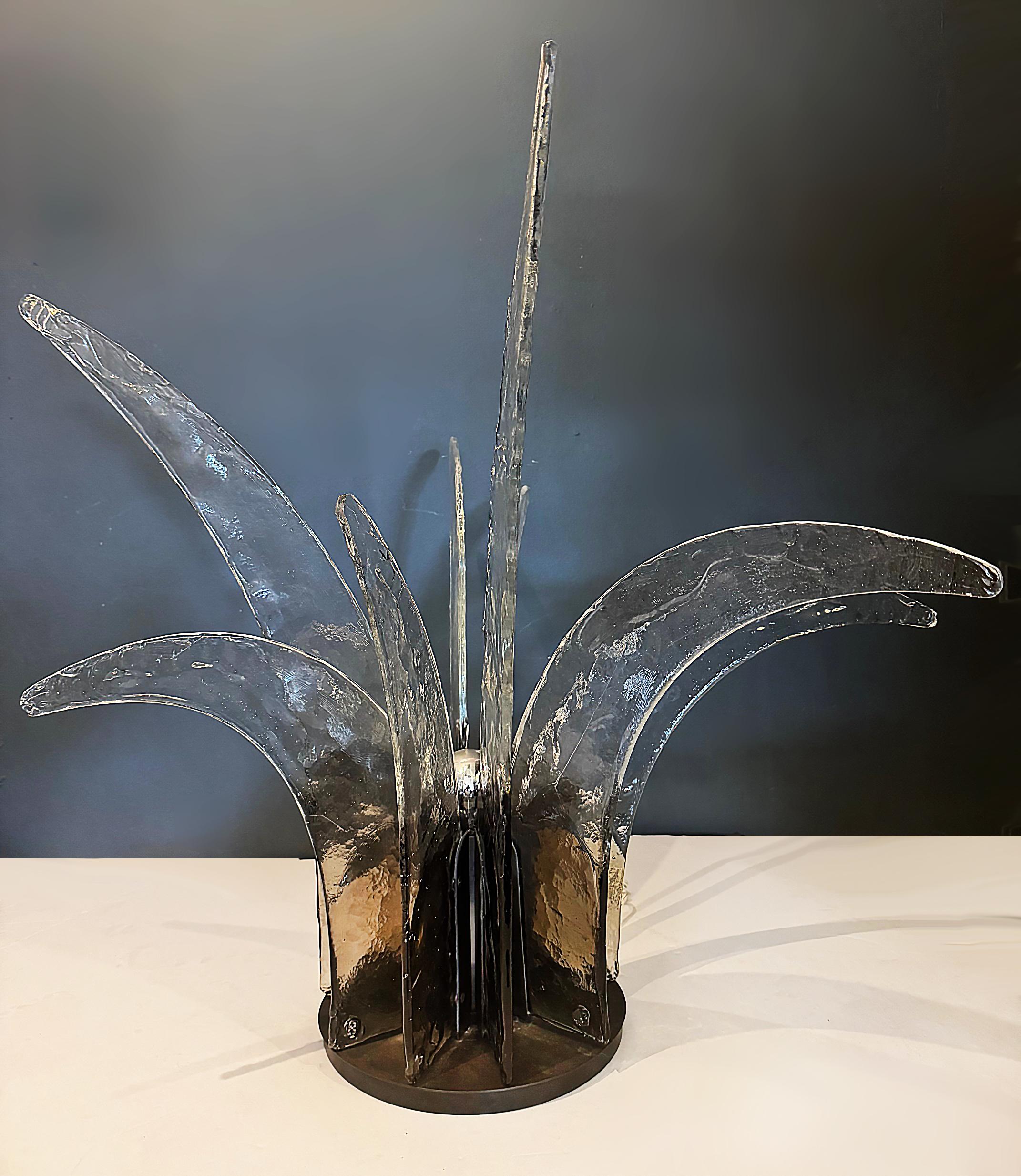 Mazzega Lampara LT 365 da tavolo Table Lamp Sculpture, Circa 1970 In Good Condition For Sale In Miami, FL