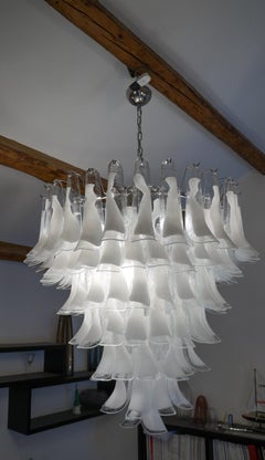 La Murrina Mid-Century Modern White Murano Glass Selle Chandelier, 1988s