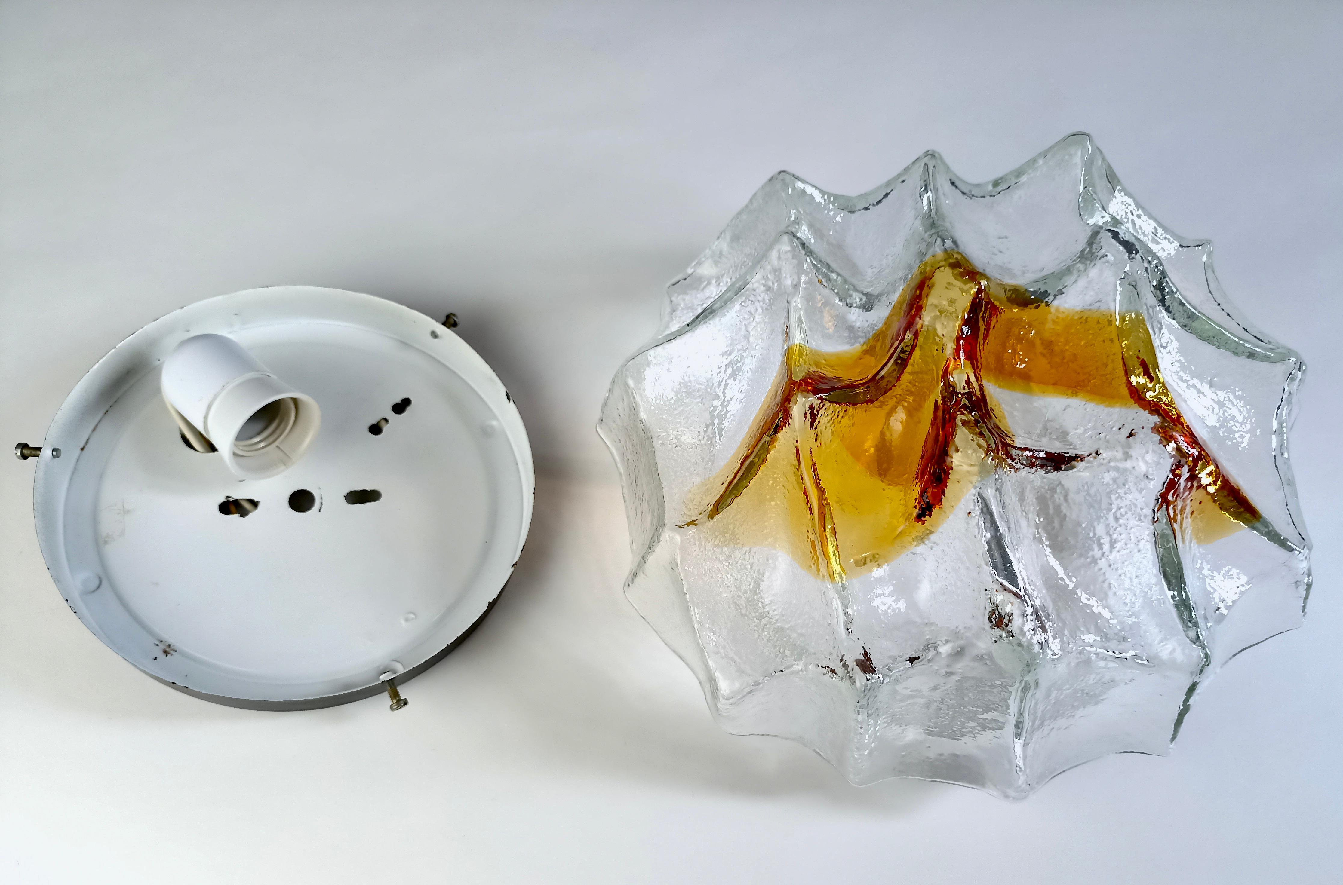 Mazzega Murano 1960s one-light flush-mount or wall lamp, clear and orange glass. For Sale 4