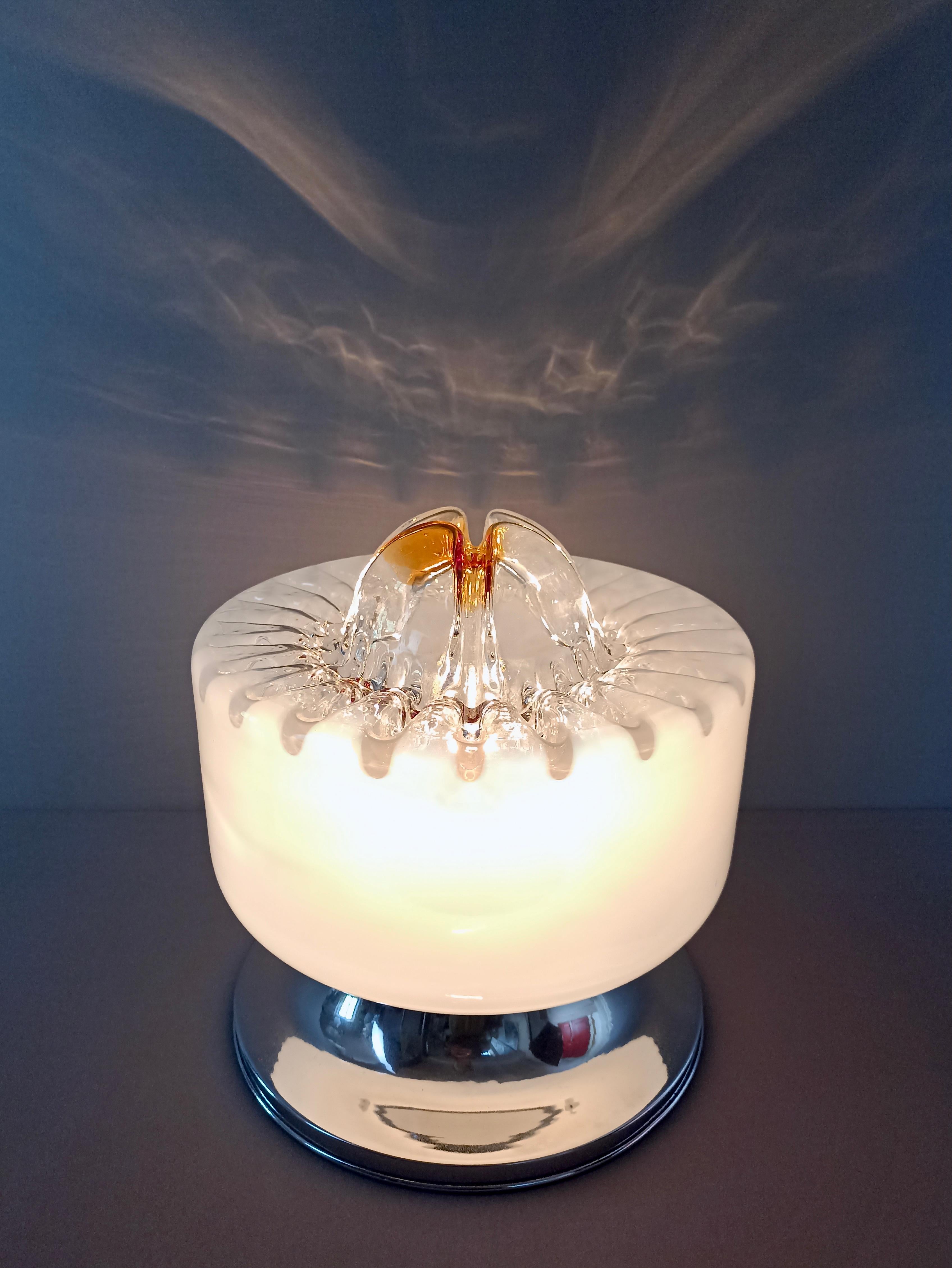 1970s Mazzega attributable Murano art glass and chrome one-light table lamp. For Sale 4