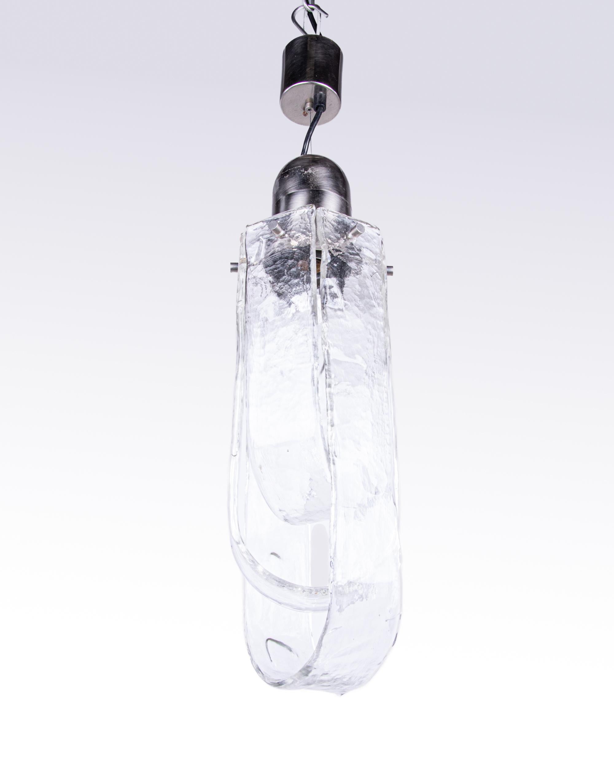 Mazzega Murano-Hängelampe-Kronleuchter aus Eisglas und Chrom, Carlo Nason, Italien, 1960er Jahre (Handgefertigt) im Angebot