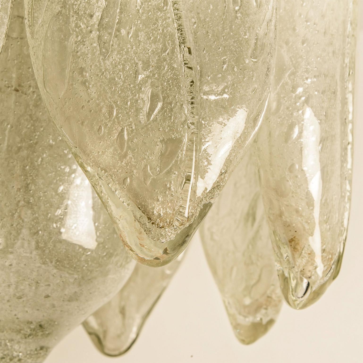 Mid-Century Modern Monture affleurante à feuilles en verre Murano, Italie, 1970 en vente