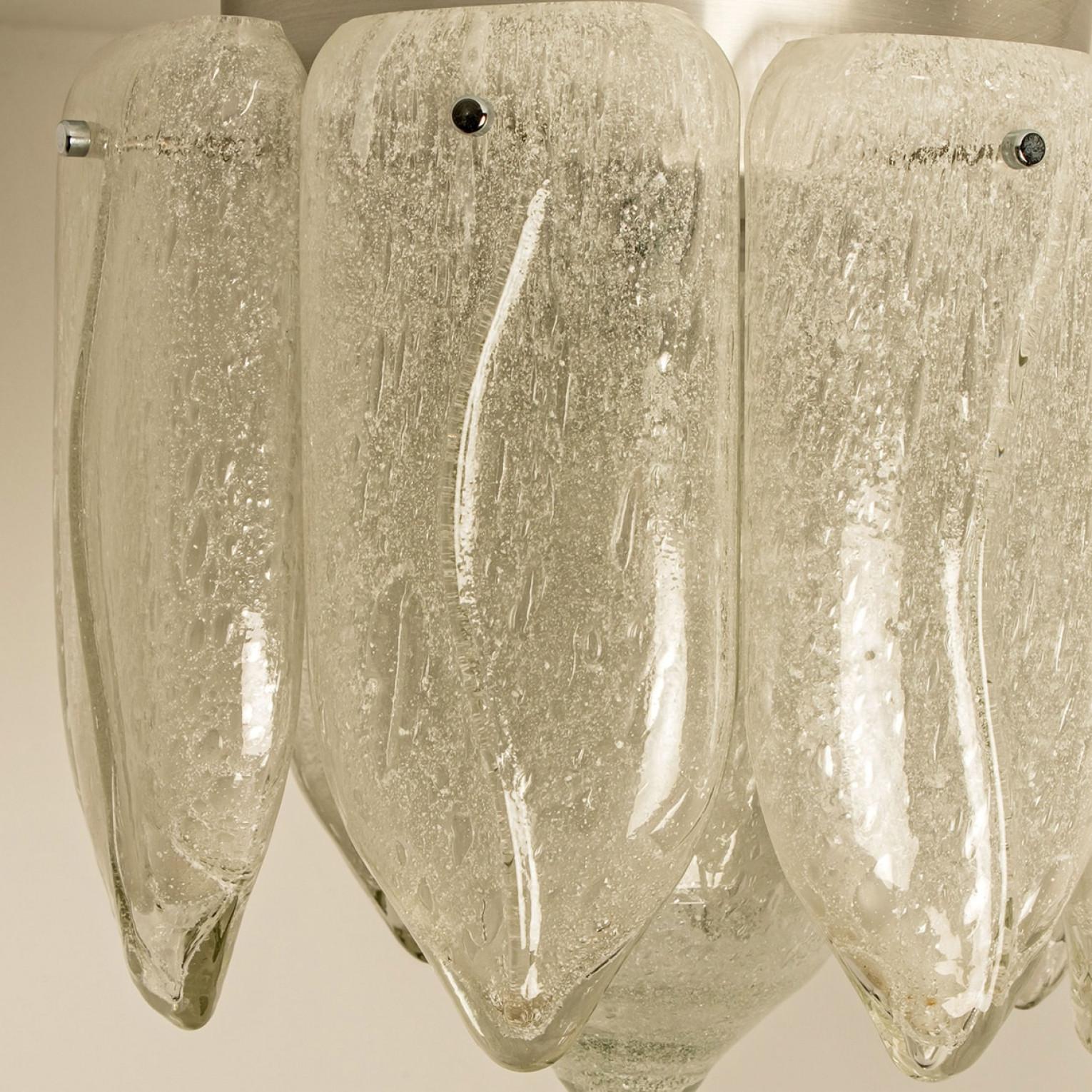 Monture affleurante à feuilles en verre Murano, Italie, 1970 Bon état - En vente à Rijssen, NL