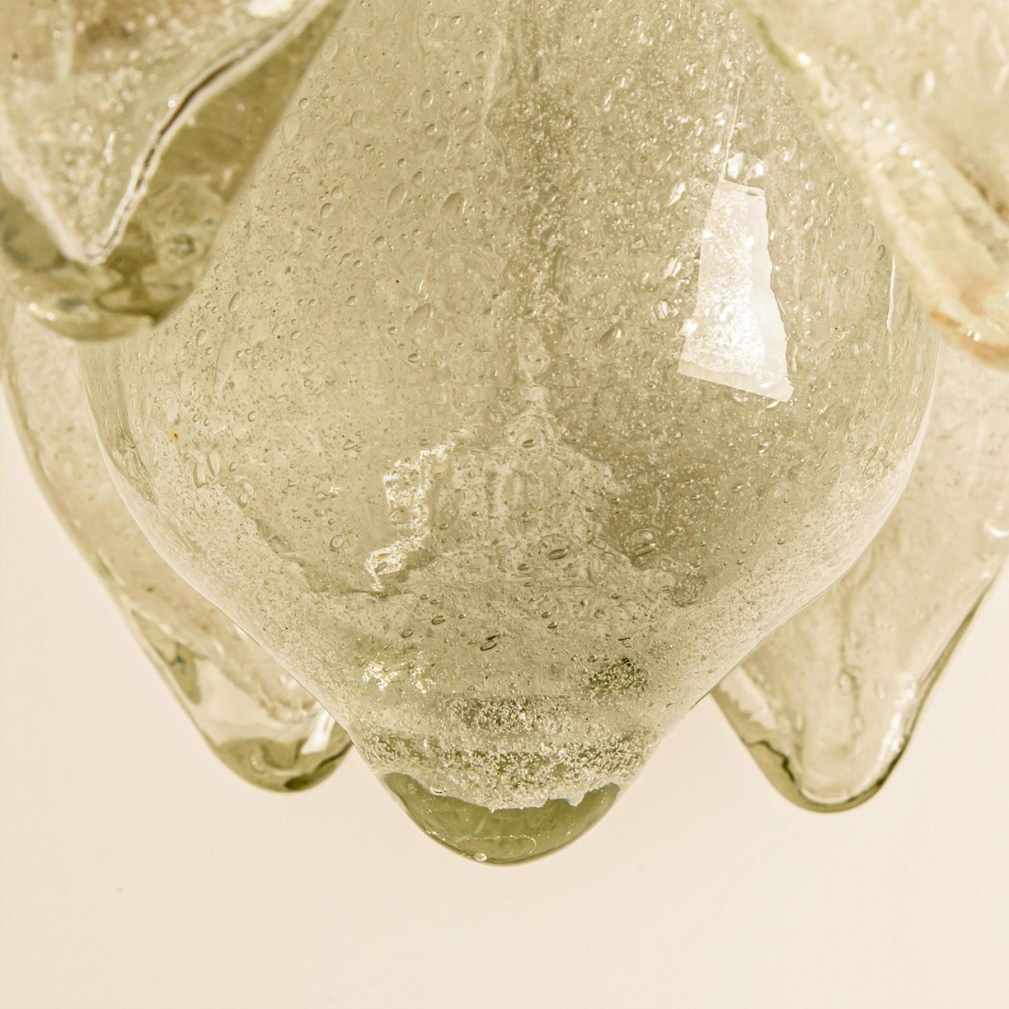 Monture affleurante à feuilles en verre Murano, Italie, 1970 Bon état - En vente à Rijssen, NL