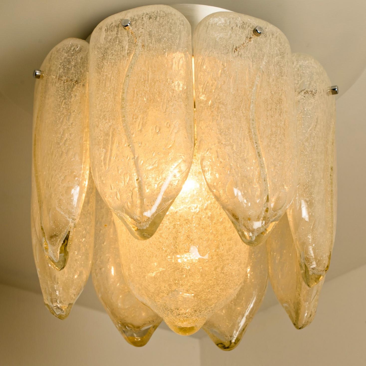 Verre de Murano Monture affleurante à feuilles en verre Murano, Italie, 1970 en vente