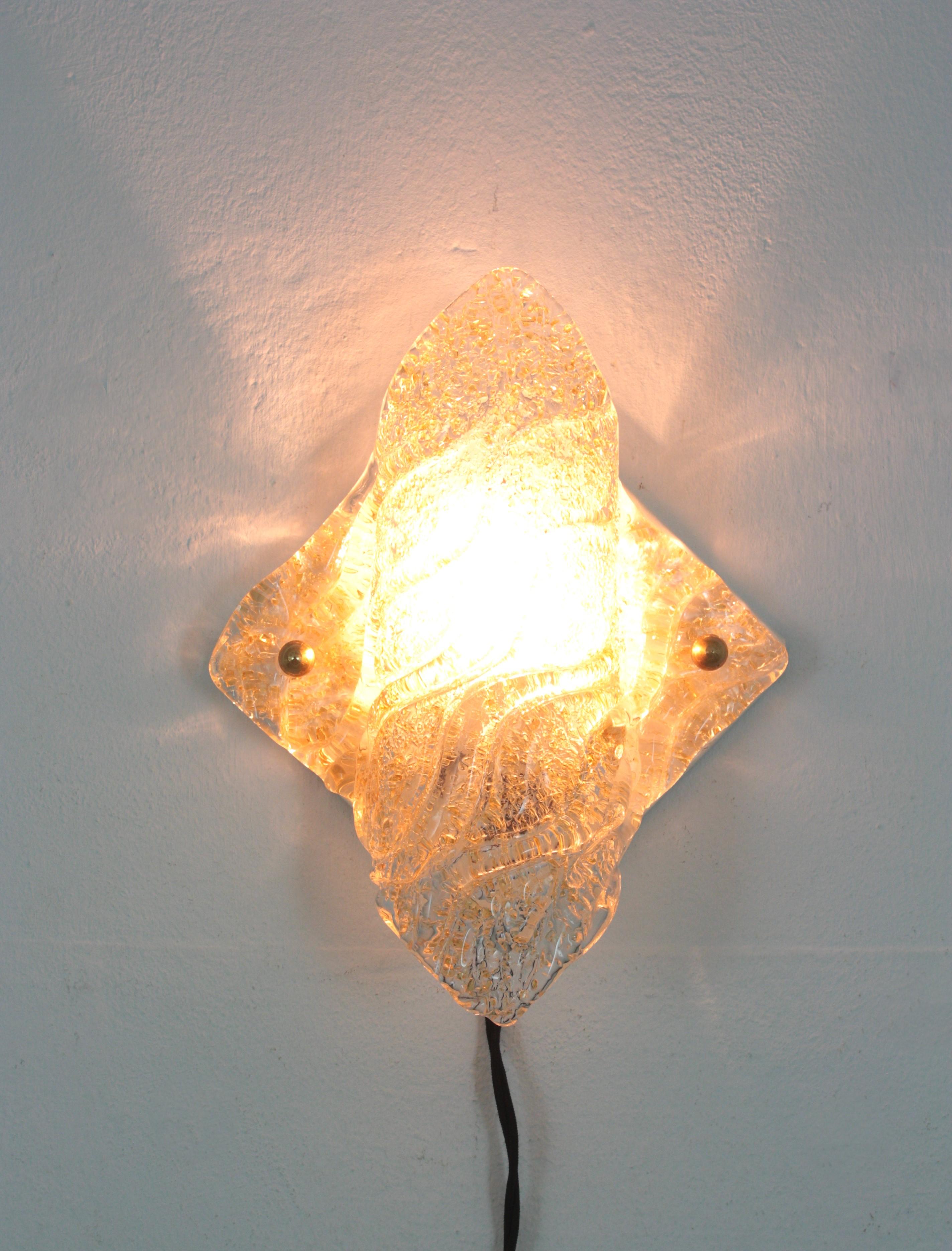 Mazzega Murano Rhombus Wall Light in Textured Clear Glass and Gold Flecks For Sale 3