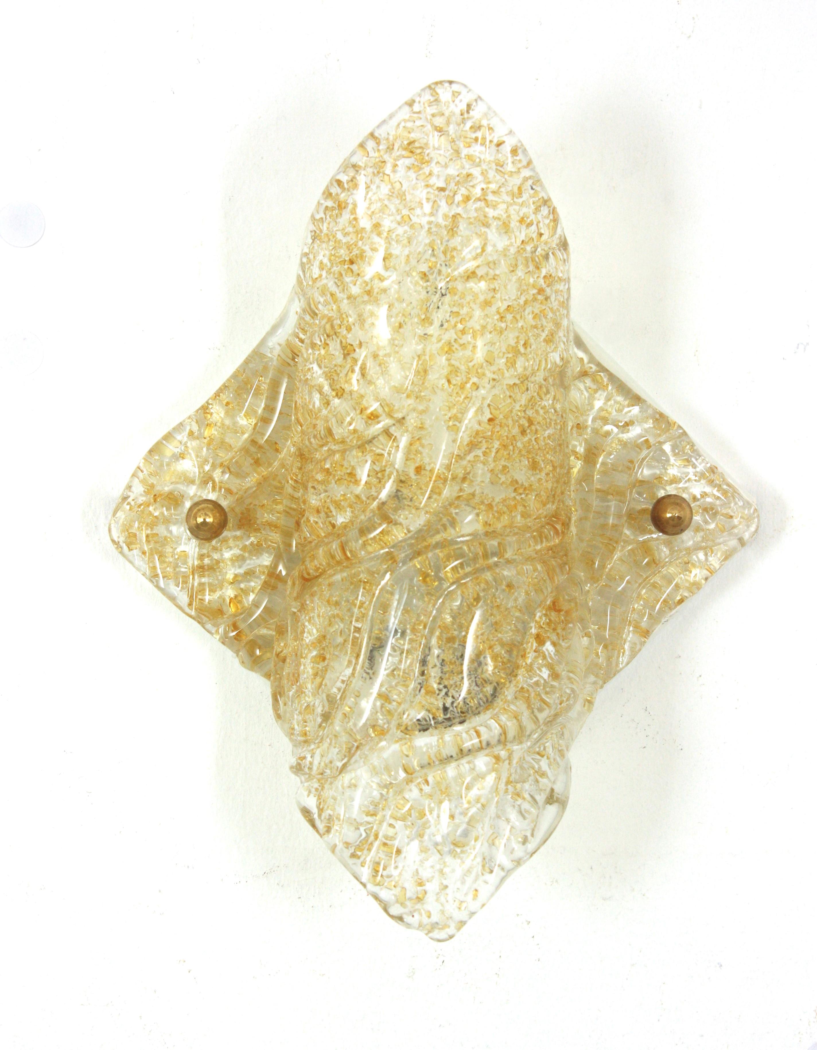 Mid-Century Modern Mazzega Murano Rhombus Wall Light in Textured Clear Glass and Gold Flecks For Sale