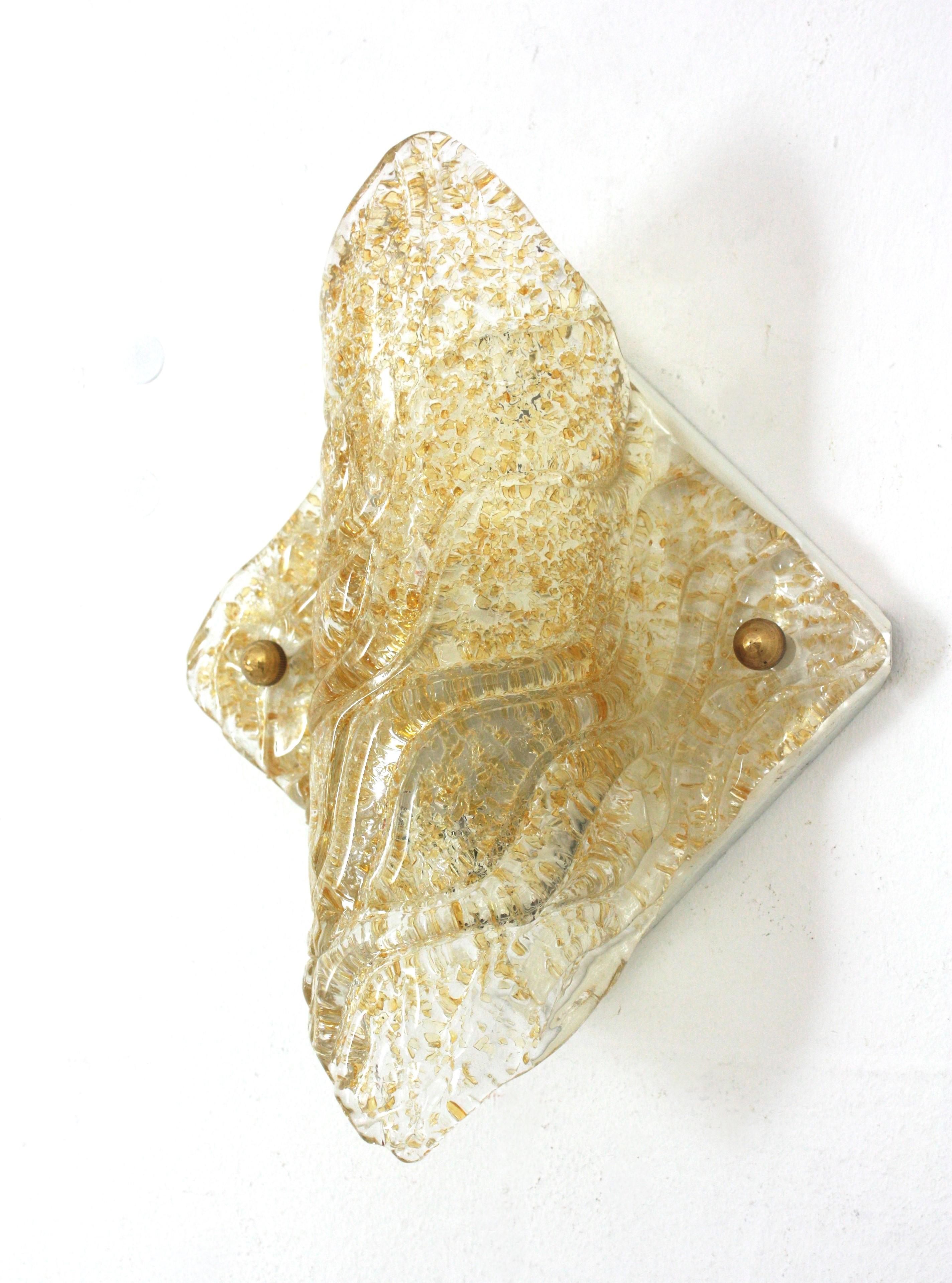Mazzega Murano Rhombus Wall Light in Textured Clear Glass and Gold Flecks For Sale 1