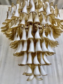 Murano Round Ambra / White Color Mid-Century Chandelier, 1970